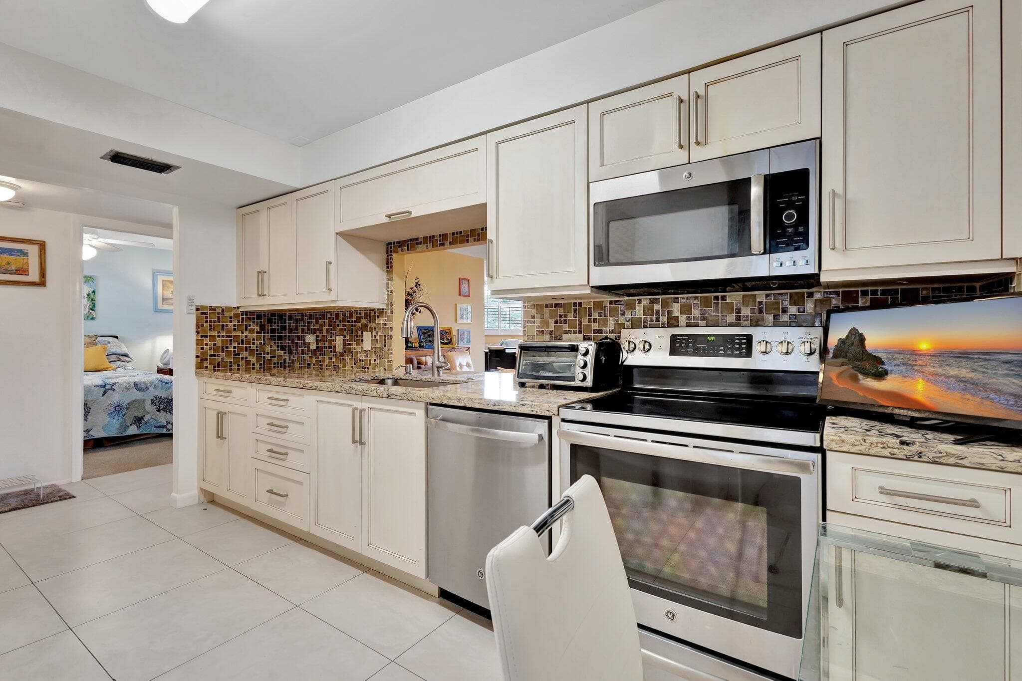 6461 NW 2nd Avenue 512, Boca Raton, FL 33487 — photo 2 of 22