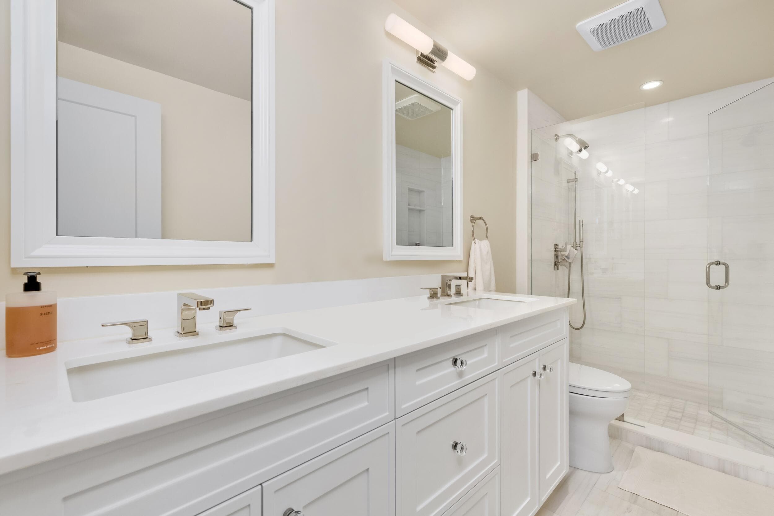 250 Bradley Place 307, Palm Beach, FL 33480 — photo 11 of 17