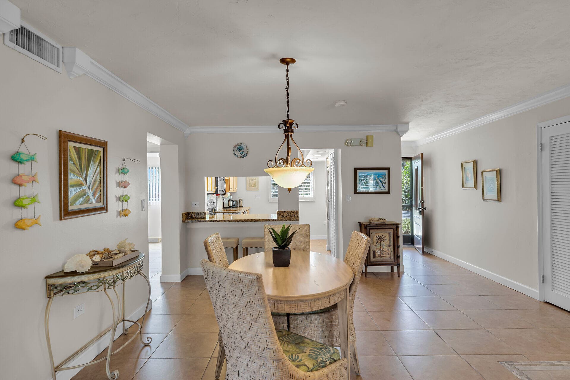 601 W Ocean Dr Drive 203a, Key Colony Beach, FL 33051 — photo 17 of 40