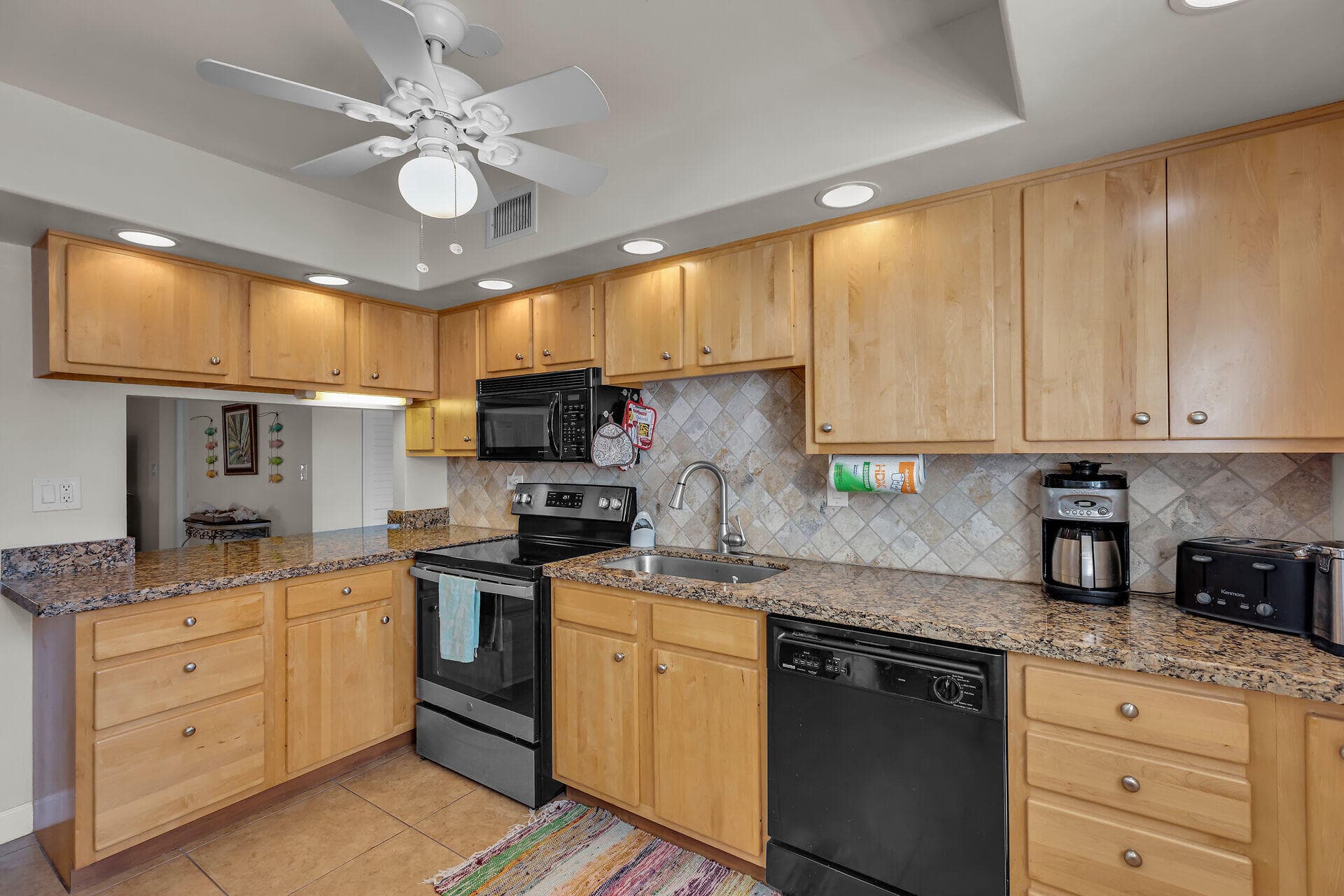 601 W Ocean Dr Drive 203a, Key Colony Beach, FL 33051 — photo 20 of 40