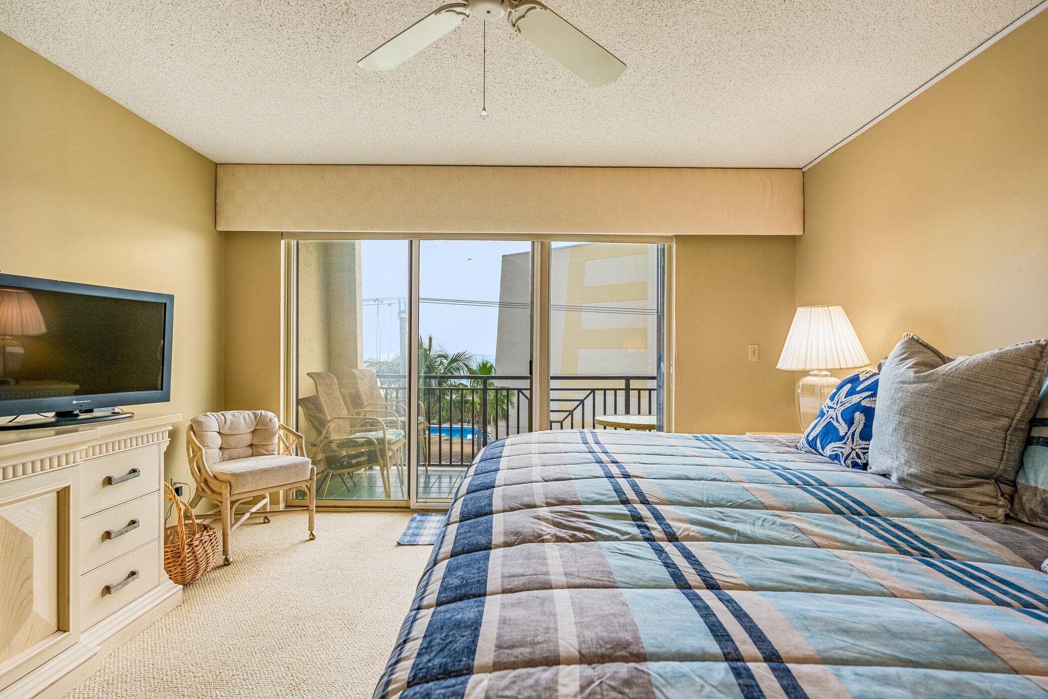 3939 Ocean Drive 408c, Vero Beach, FL 32963 — photo 22 of 63
