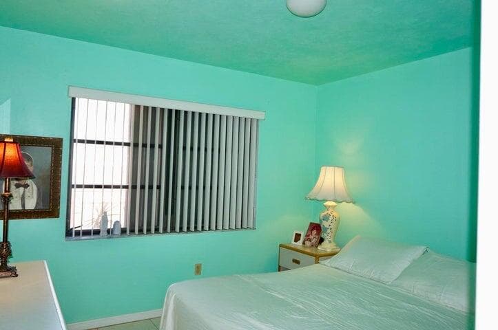 1716 Barton Court, Lake Worth Beach, FL 33460 — photo 11 of 18