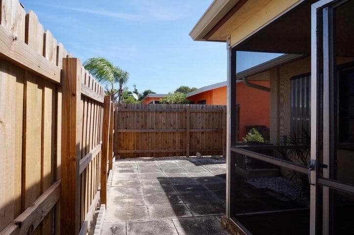 1716 Barton Court, Lake Worth Beach, FL 33460 — photo 16 of 18