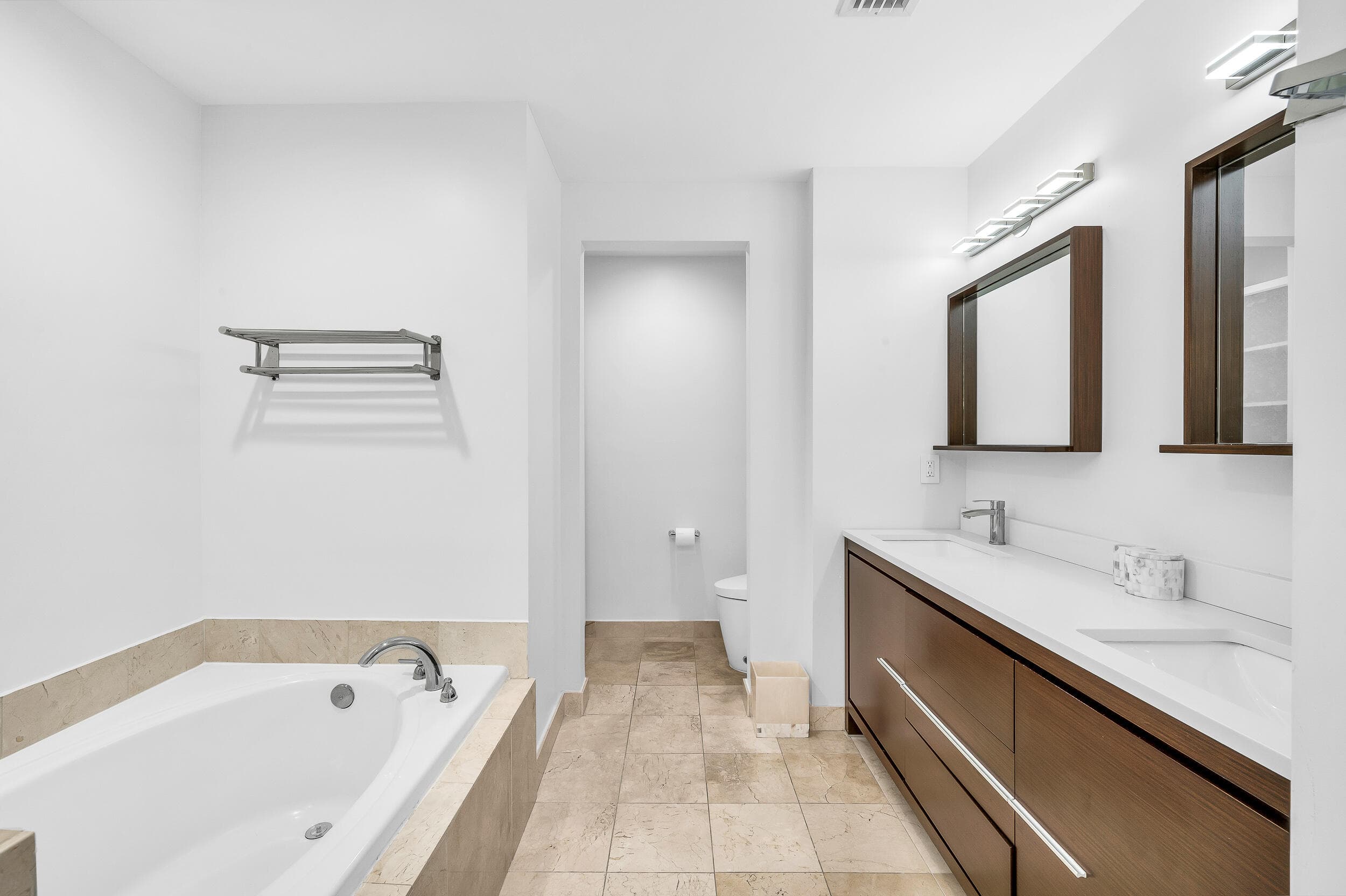 3330 NE 190th Street 1911, Aventura, FL 33180 — photo 20 of 32