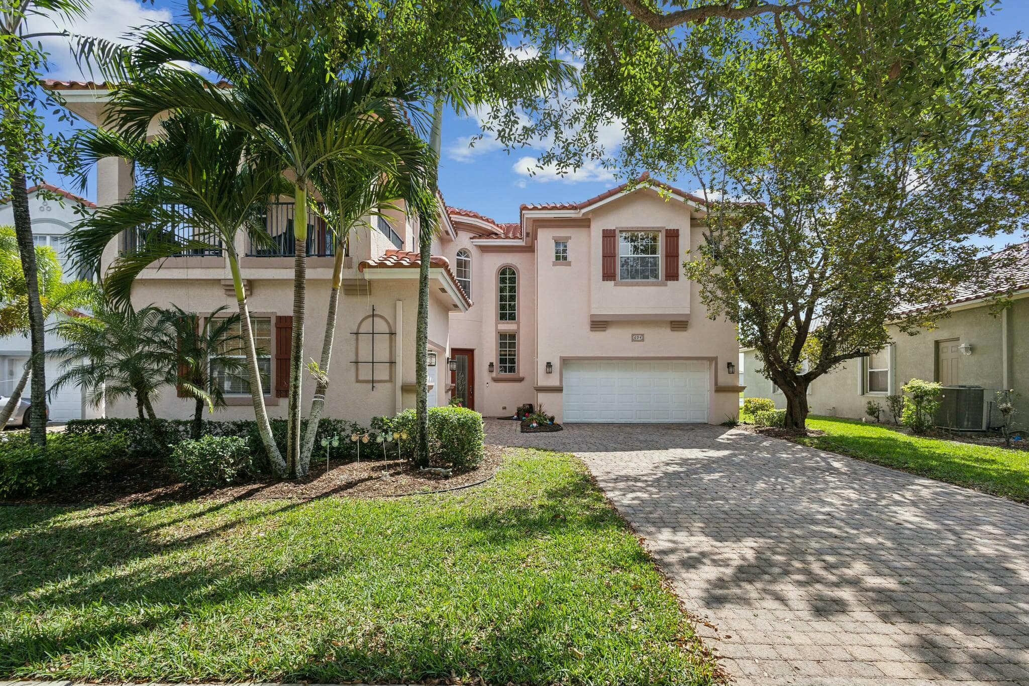 694 Cresta Circle, West Palm Beach, FL 33413 — photo 1 of 40