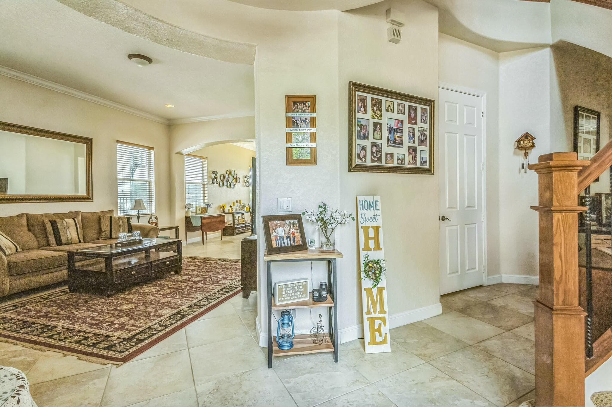 694 Cresta Circle, West Palm Beach, FL 33413 — photo 4 of 40