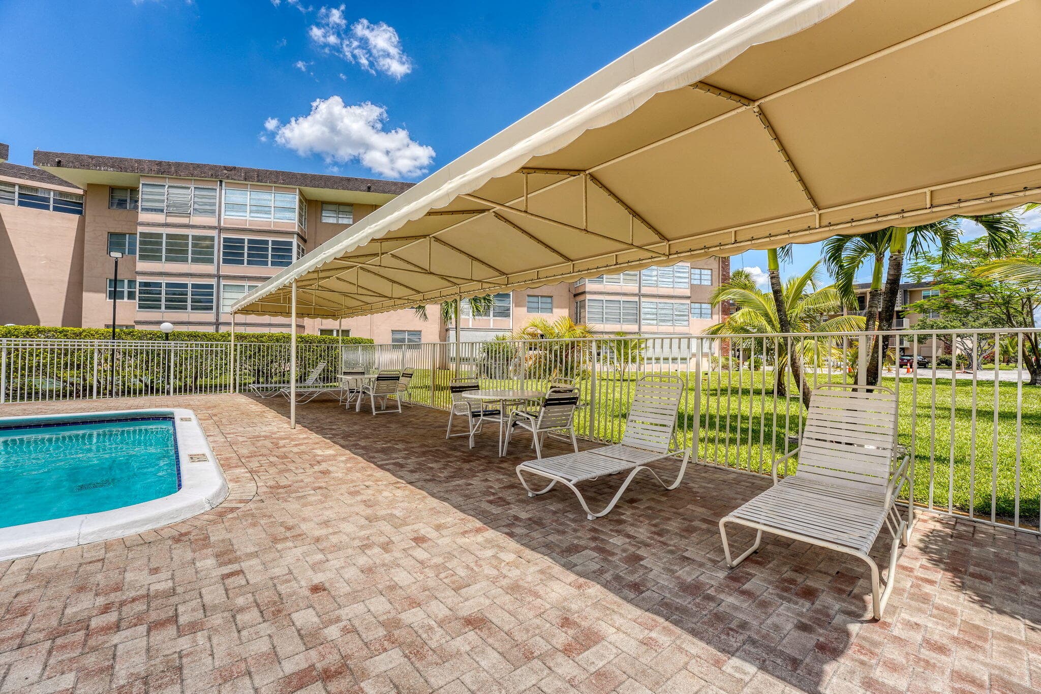 2951 NW 46th Avenue 201, Lauderdale Lakes, FL 33313 — photo 42 of 61