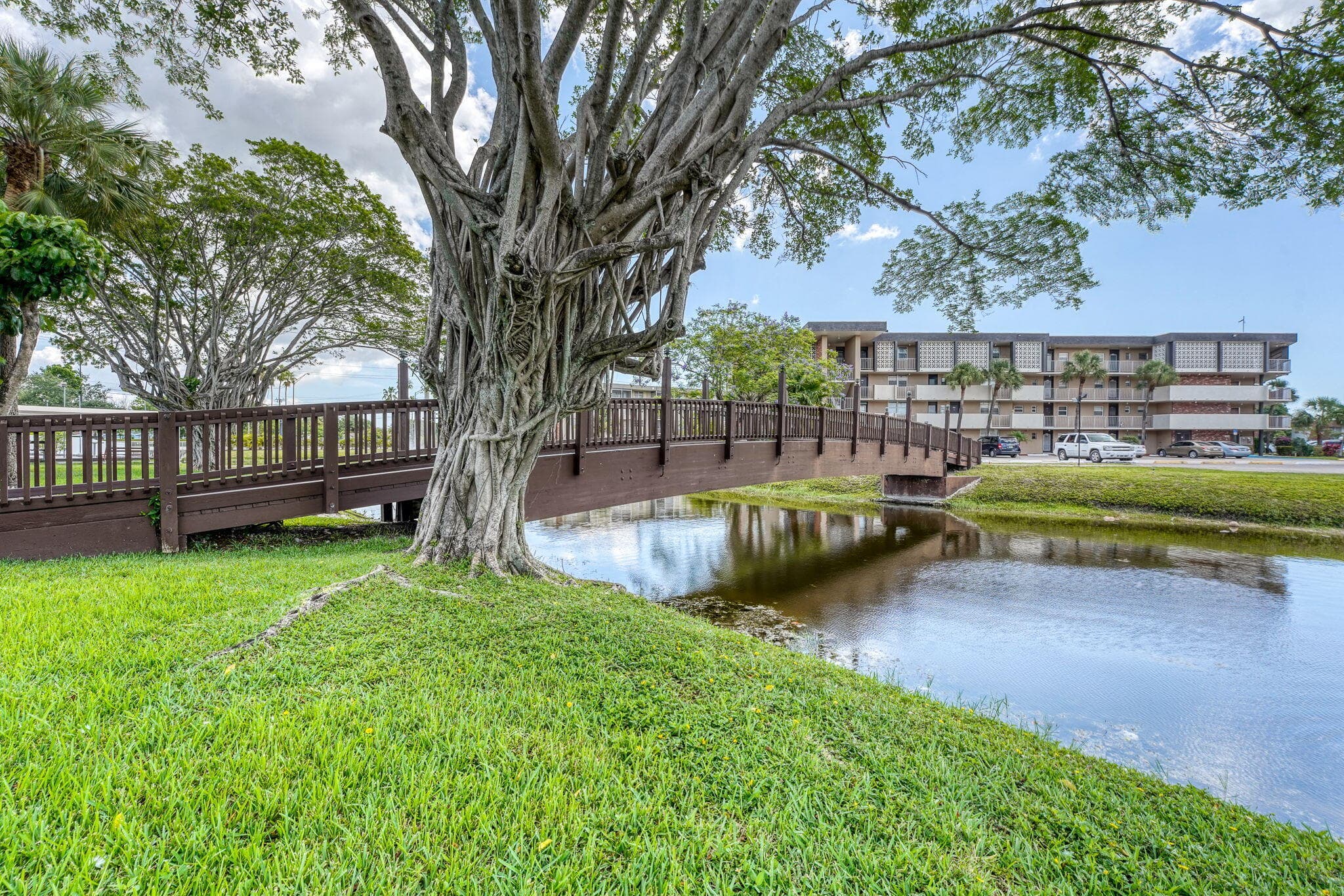 2951 NW 46th Avenue 201, Lauderdale Lakes, FL 33313 — photo 50 of 61