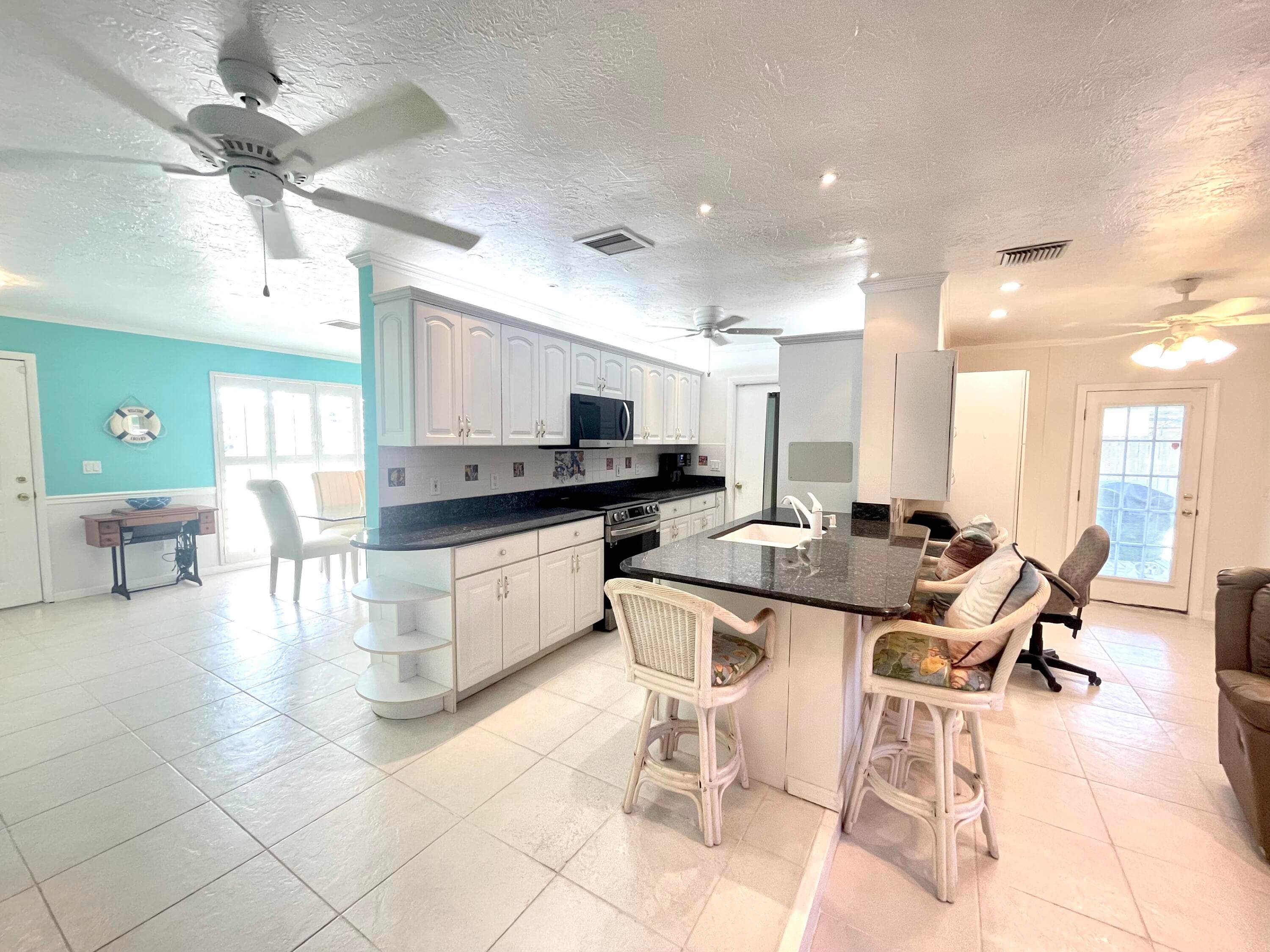 880 SE Degan Drive, Port St. Lucie, FL 34983 — photo 6 of 20