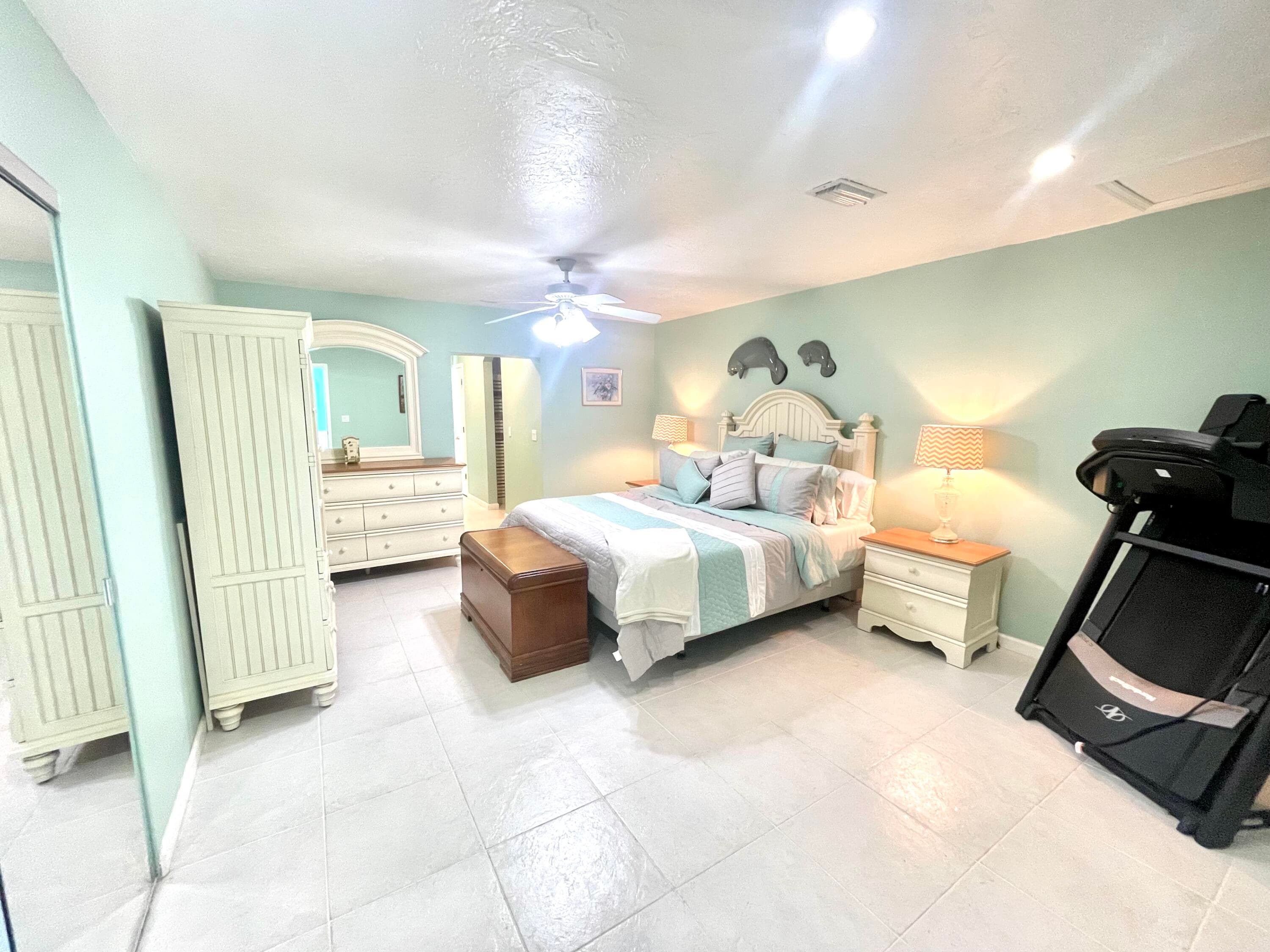 880 SE Degan Drive, Port St. Lucie, FL 34983 — photo 11 of 20