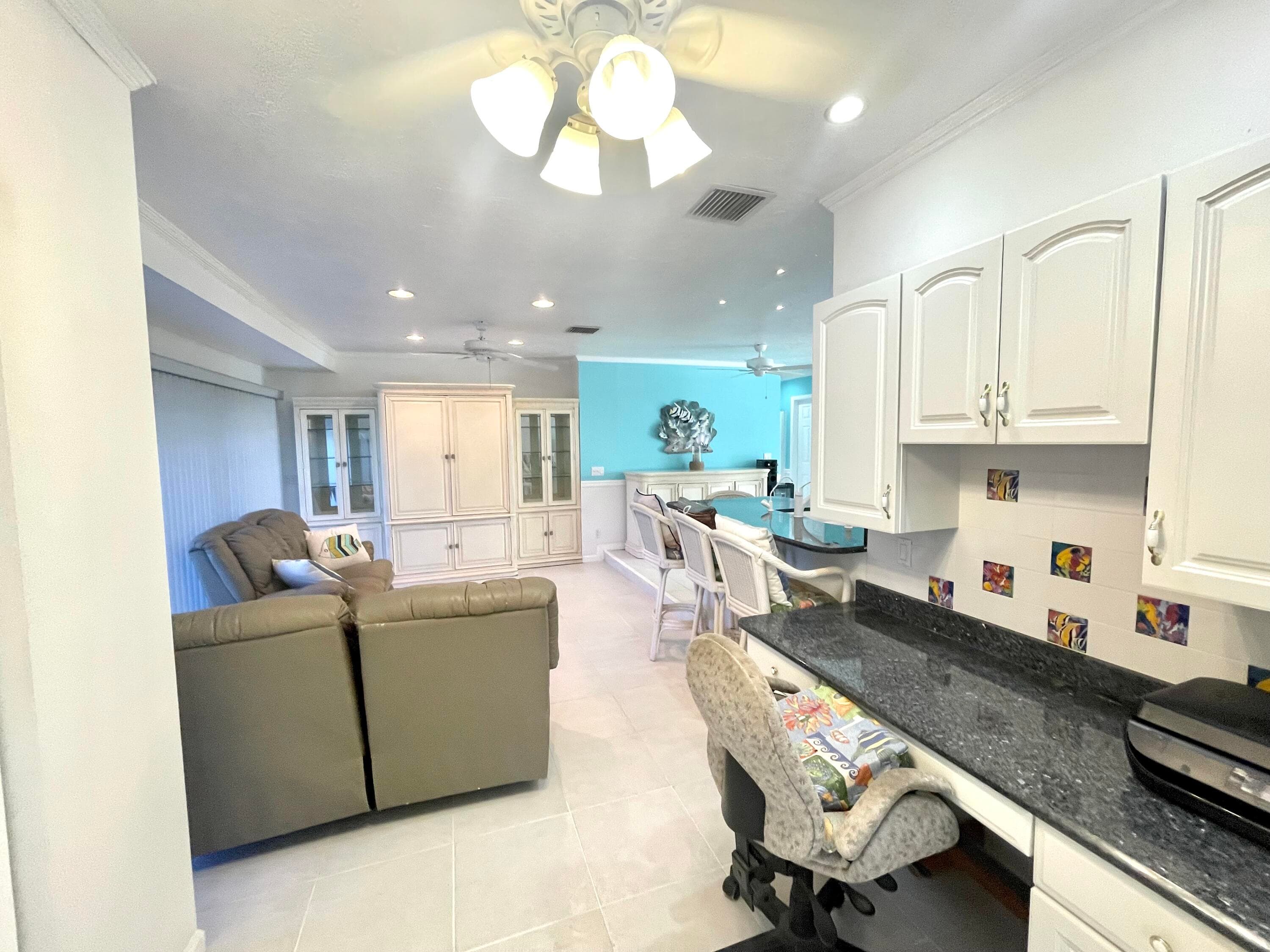 880 SE Degan Drive, Port St. Lucie, FL 34983 — photo 9 of 20