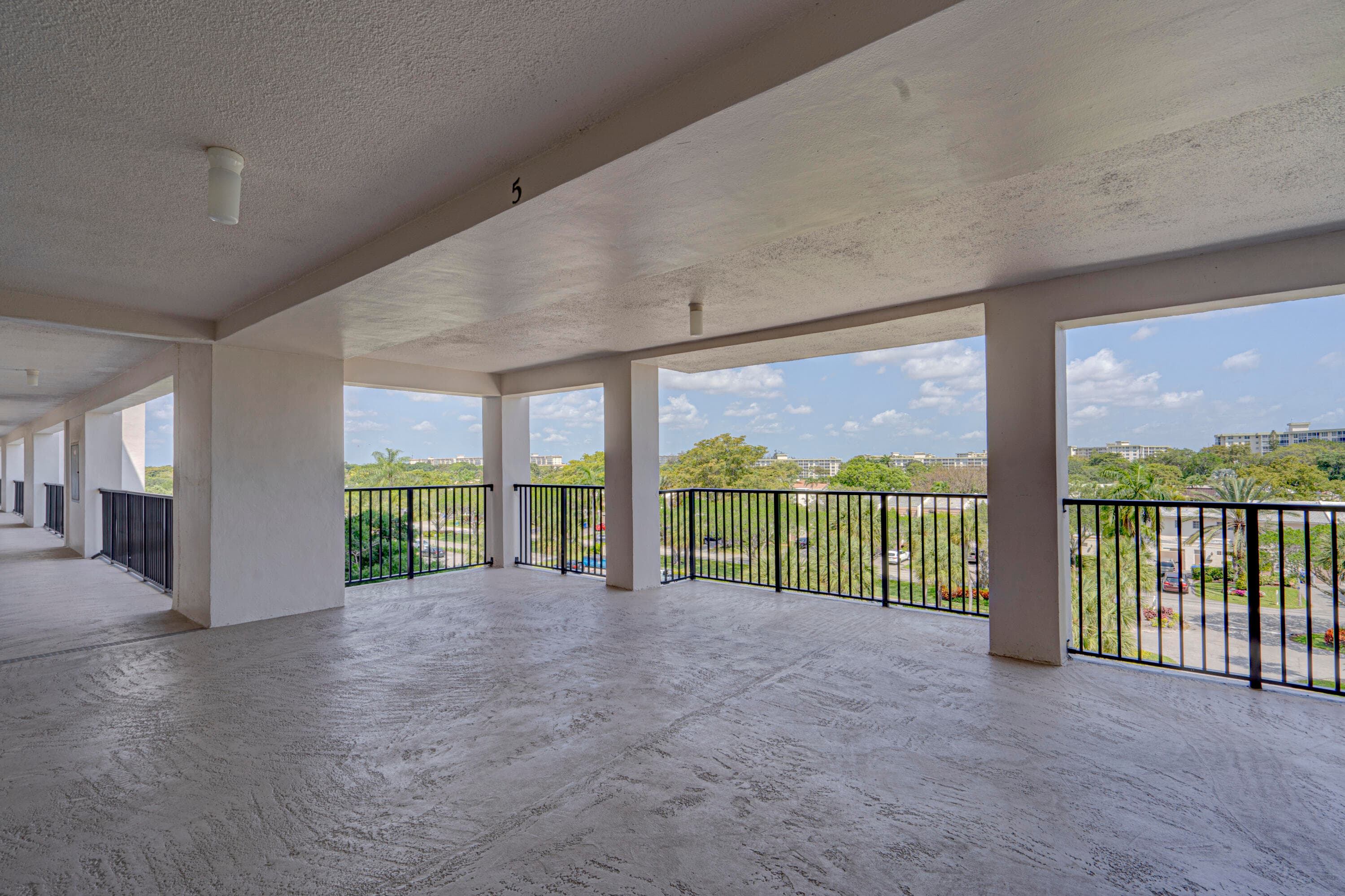 3050 N Palm Aire Drive 505, Pompano Beach, FL 33069 — photo 9 of 49