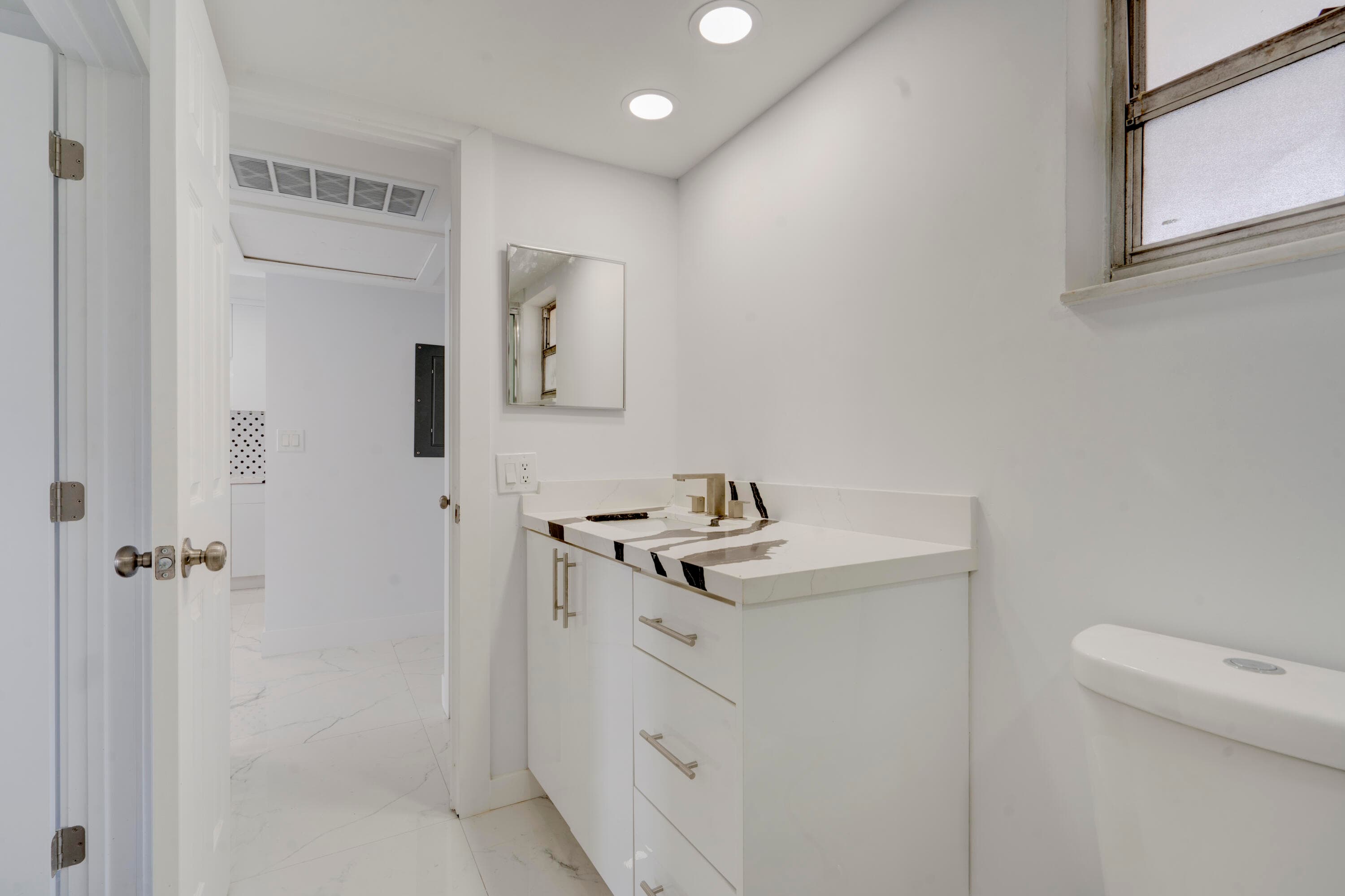 3050 N Palm Aire Drive 505, Pompano Beach, FL 33069 — photo 37 of 49