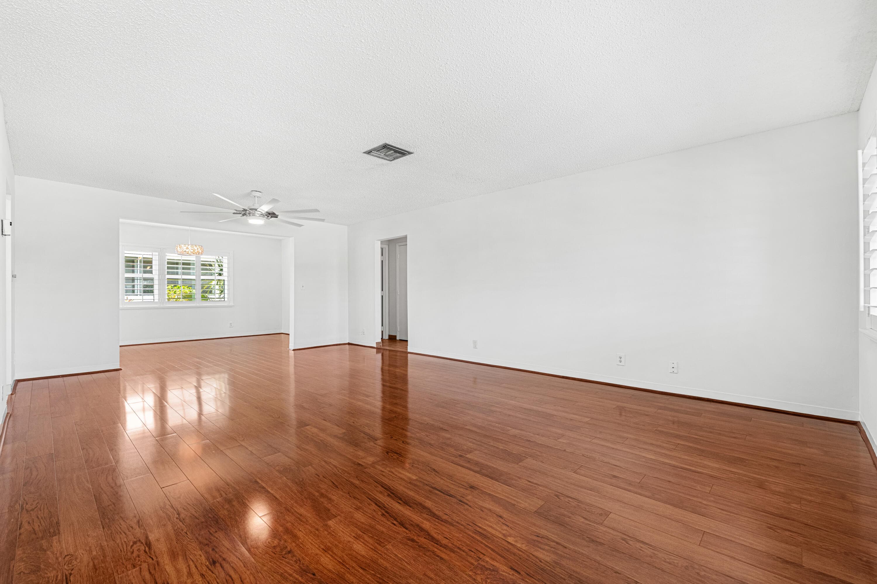 2198 SW 12th Avenue, Boynton Beach, FL 33426 — photo 4 of 61