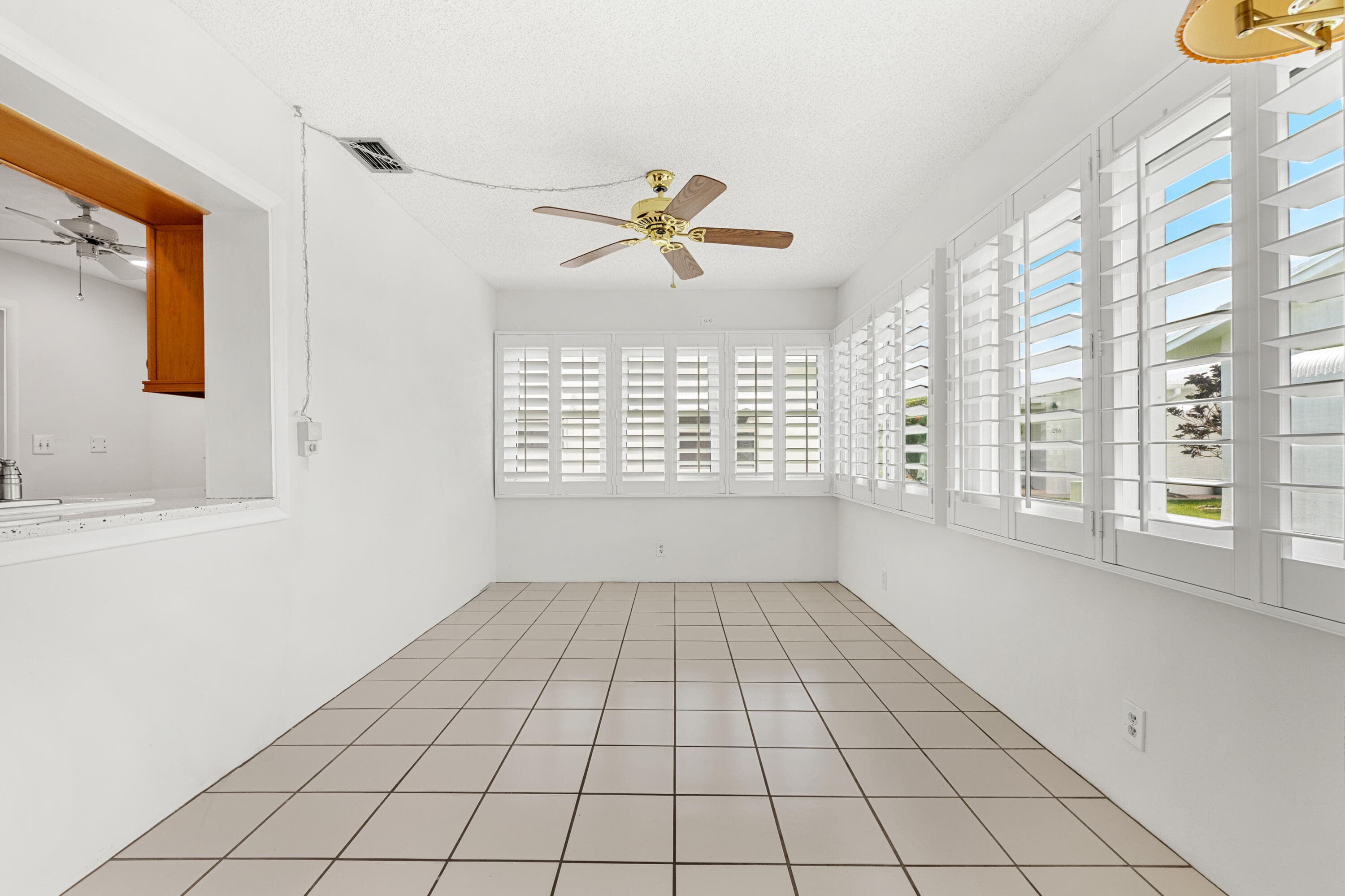 2198 SW 12th Avenue, Boynton Beach, FL 33426 — photo 11 of 61