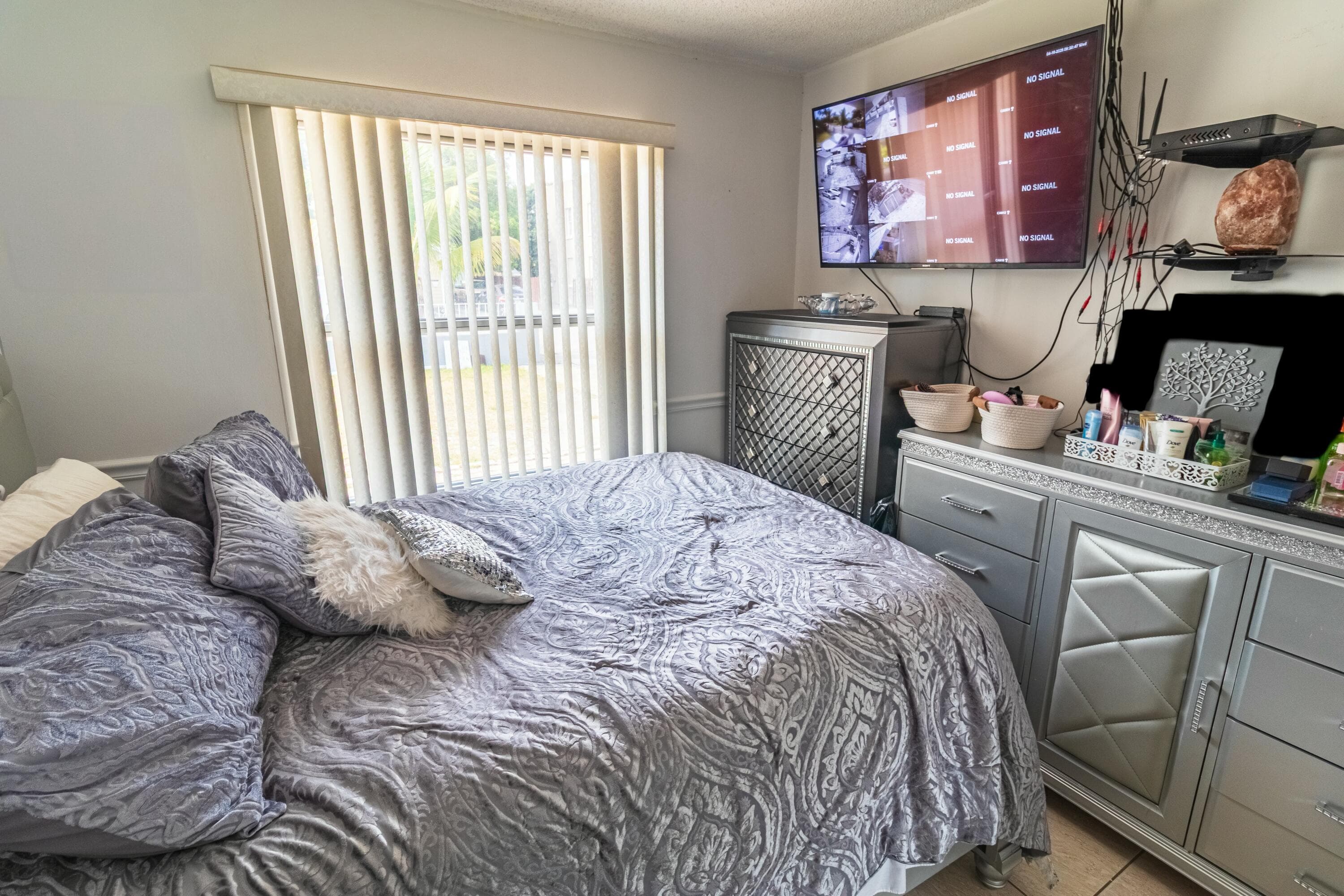 513 El Vedado, West Palm Beach, FL 33405 — photo 15 of 27