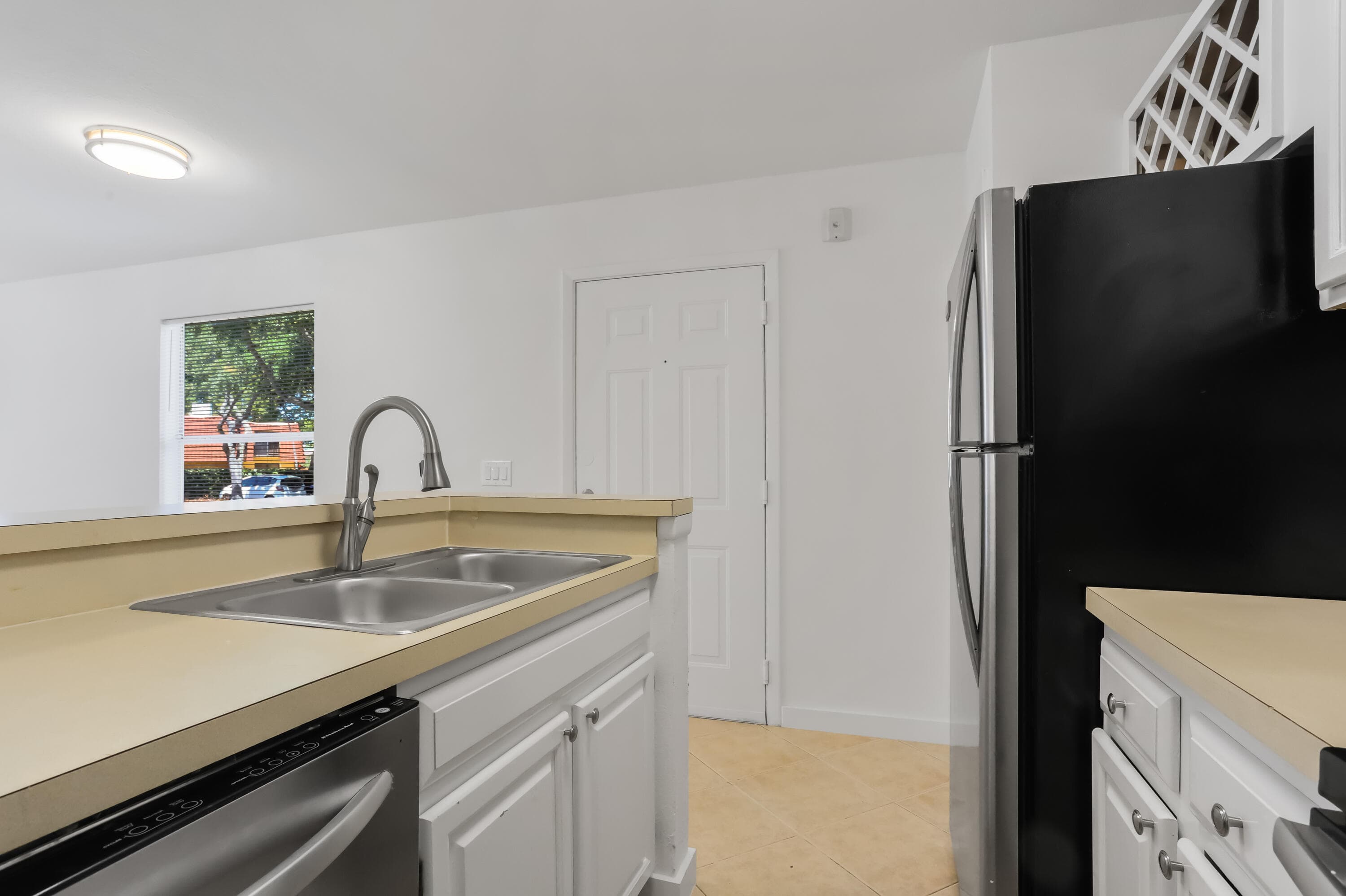 1780 Palm Cove Boulevard 6-101, Delray Beach, FL 33445 — photo 7 of 16