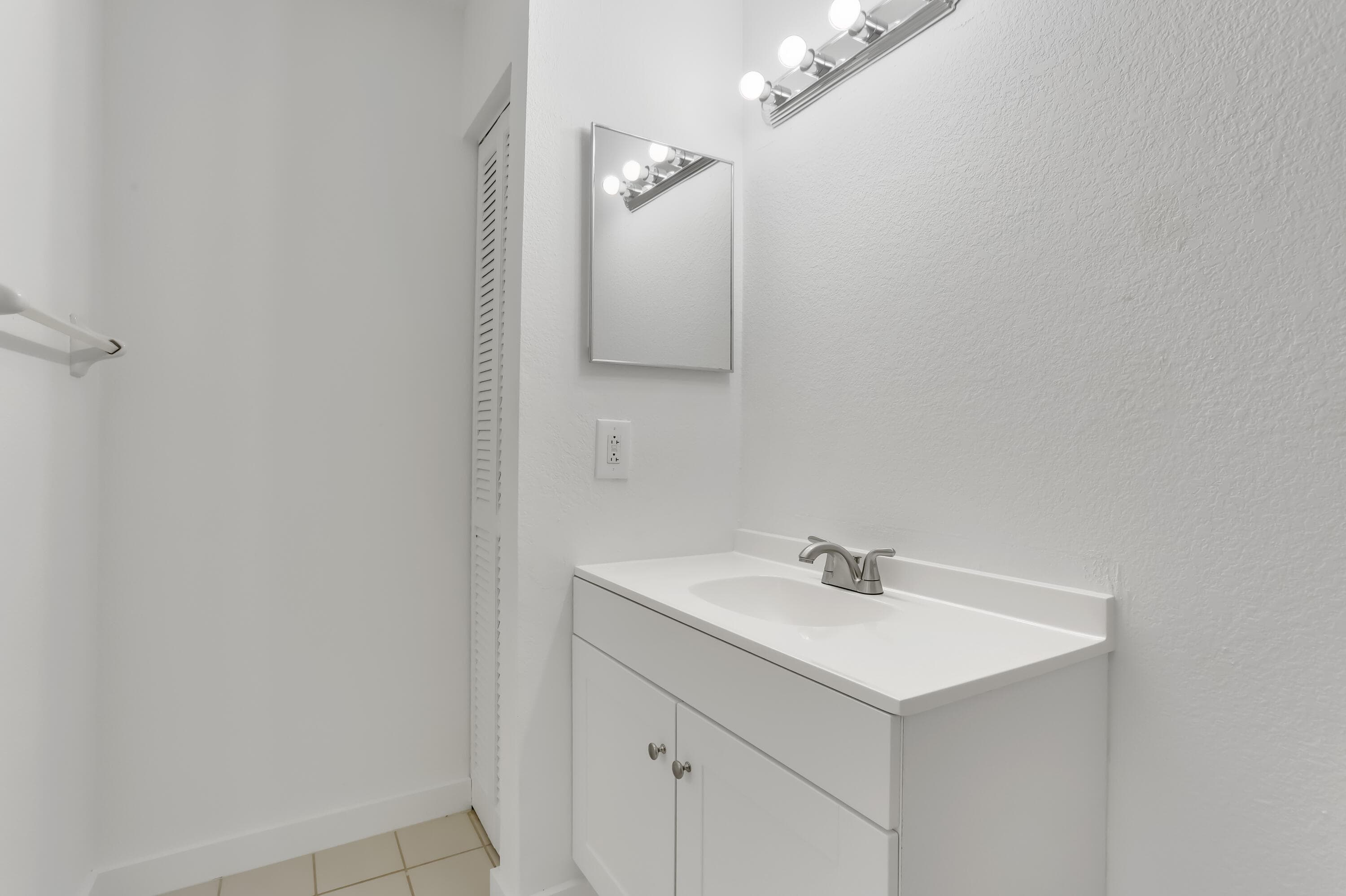 1780 Palm Cove Boulevard 6-101, Delray Beach, FL 33445 — photo 10 of 16
