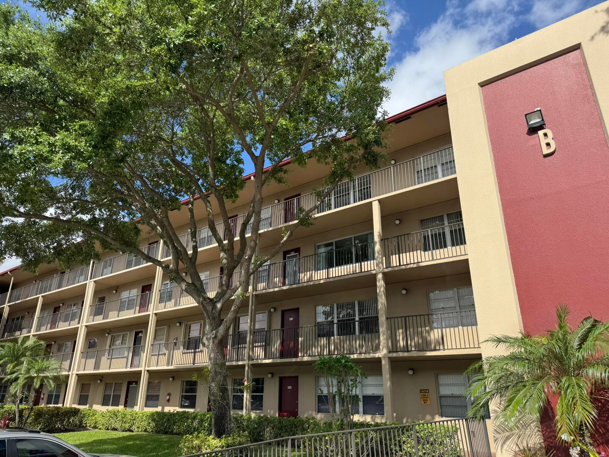 850 SW 133rd Terrace 315b, Pembroke Pines, FL 33027 — photo 2 of 15