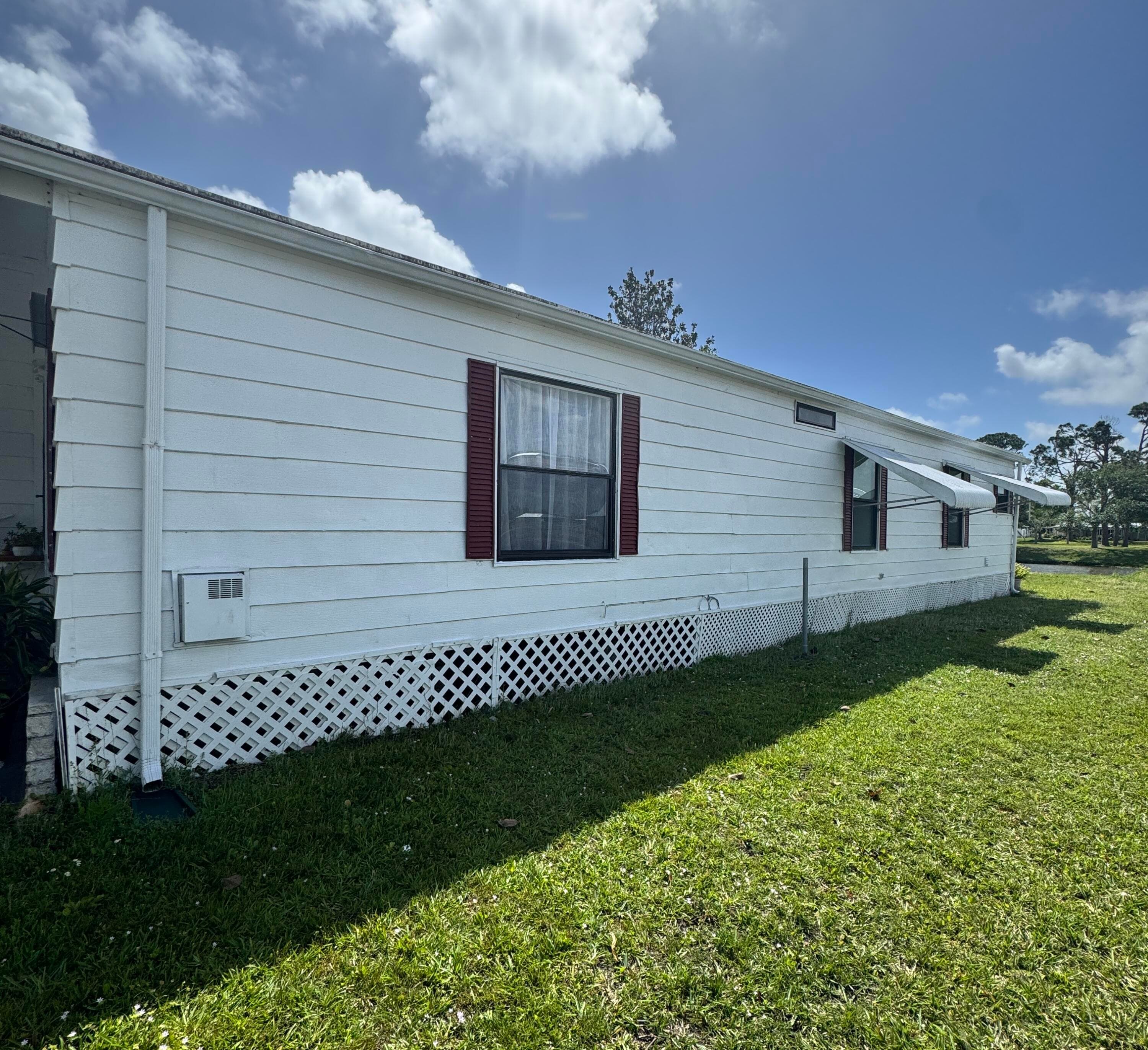 24 Villa Del Norte, Fort Pierce, FL 34951 — photo 4 of 32