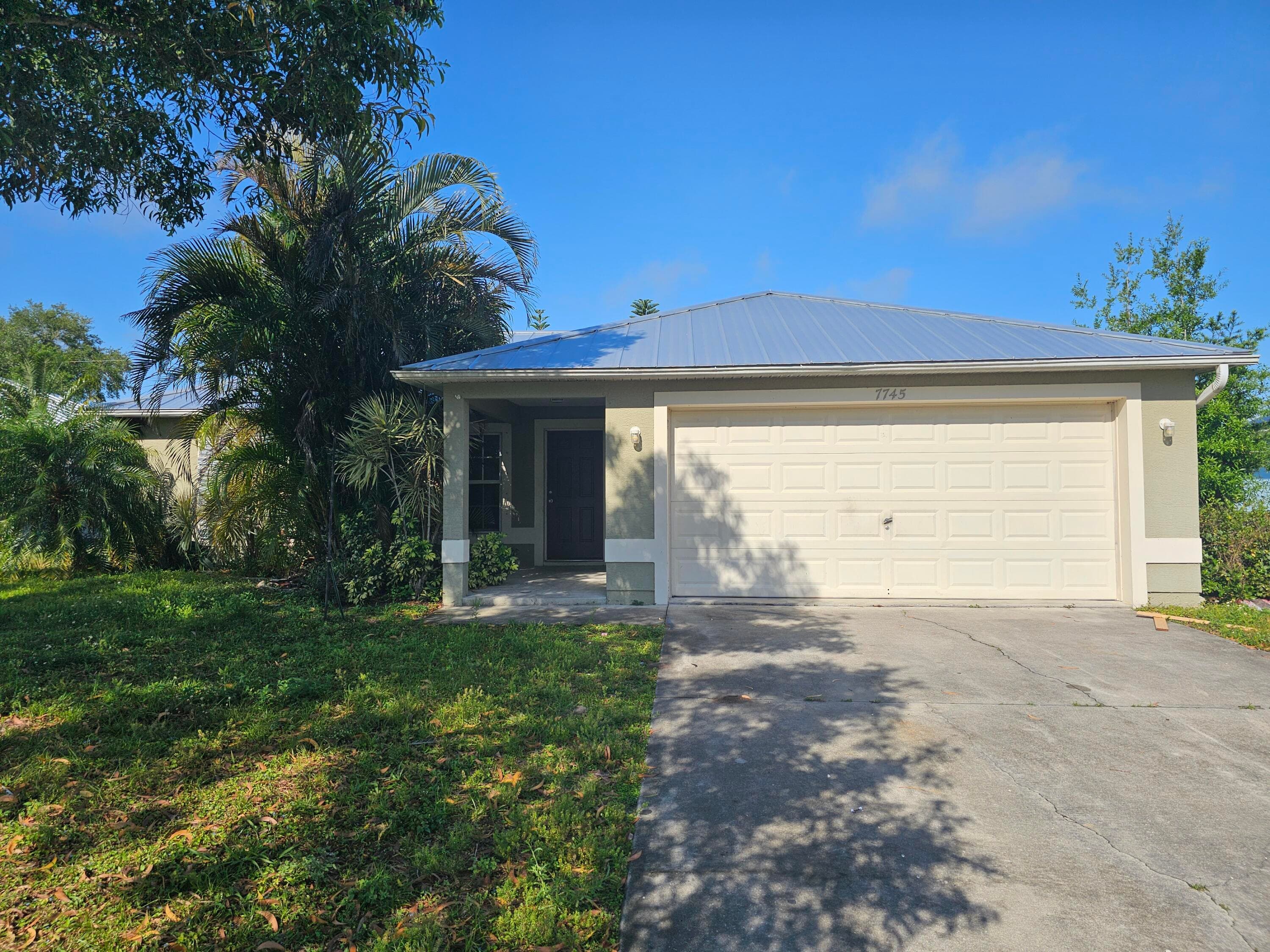 7745 99th Court, Vero Beach, FL 32967 — photo 2 of 41