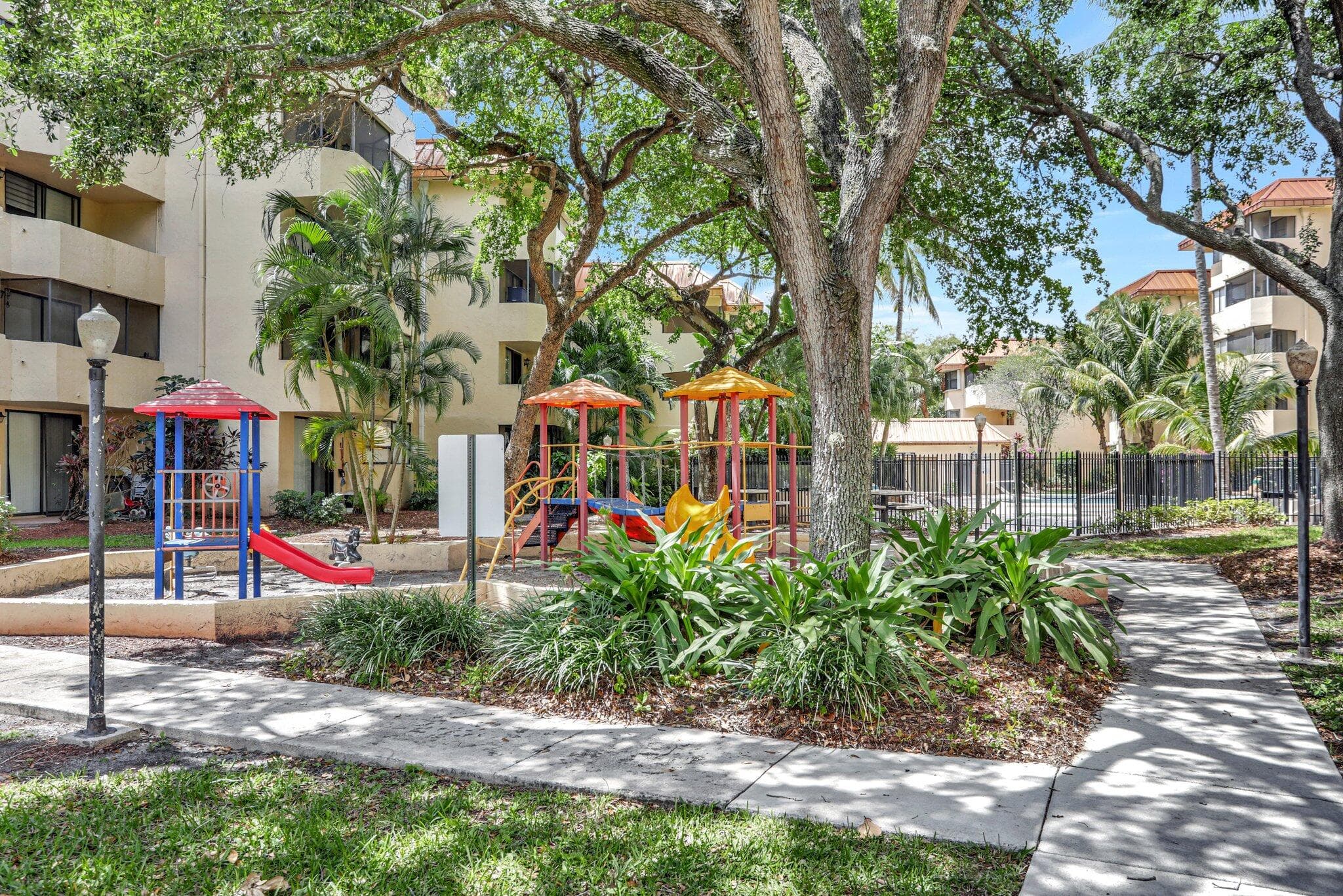 7451 NW 1600 Nw 5th St Street 303, Plantation, FL 33313 — photo 27 of 38