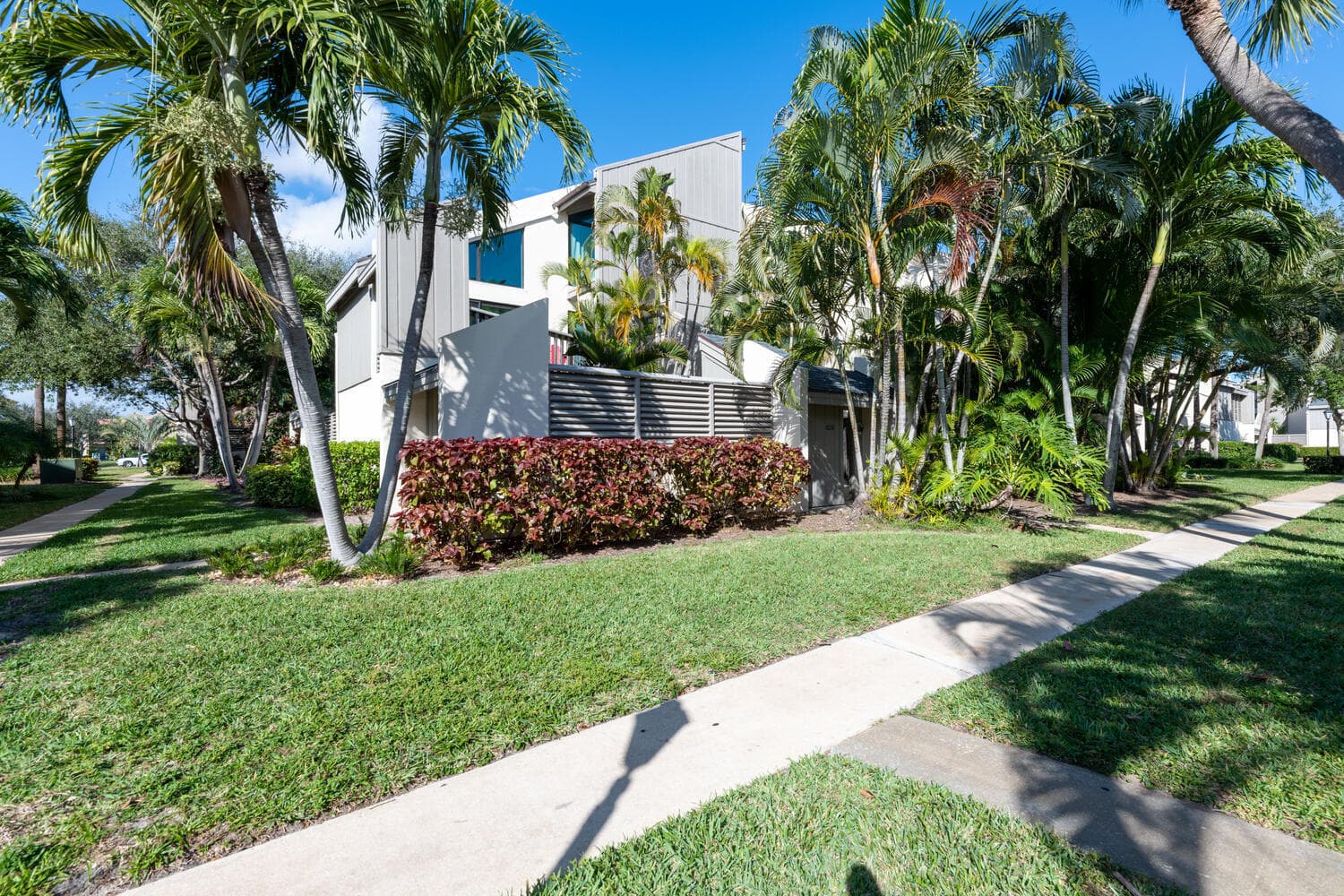 1605 Us-1 12b, Jupiter, FL 33477 — photo 17 of 28