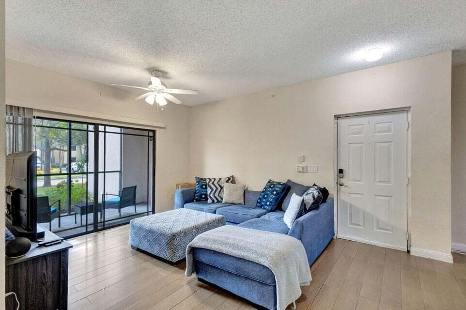 2728 Anzio 105 Court 105, Palm Beach Gardens, FL 33410 — photo 18 of 36