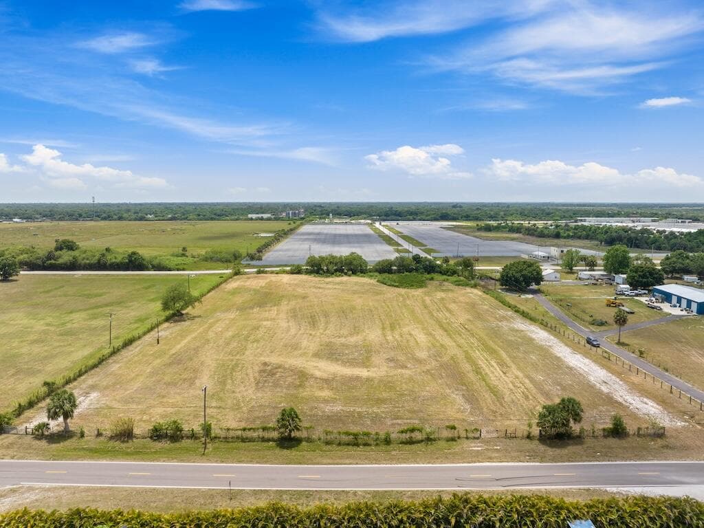 3274 NW 18th Street, Okeechobee, FL 34972 — photo 1 of 15
