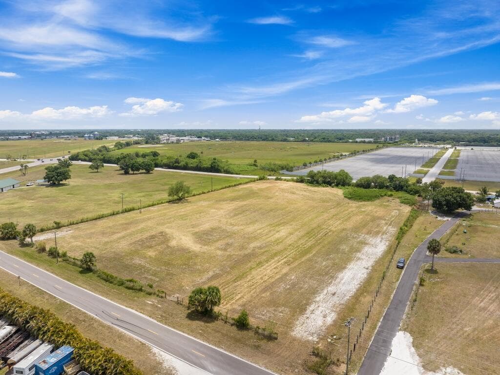 3274 NW 18th Street, Okeechobee, FL 34972 — photo 2 of 15