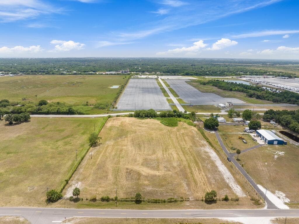 3274 NW 18th Street, Okeechobee, FL 34972 — photo 4 of 15