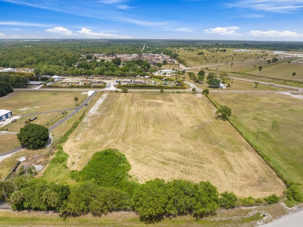 3274 NW 18th Street, Okeechobee, FL 34972 — photo 8 of 15