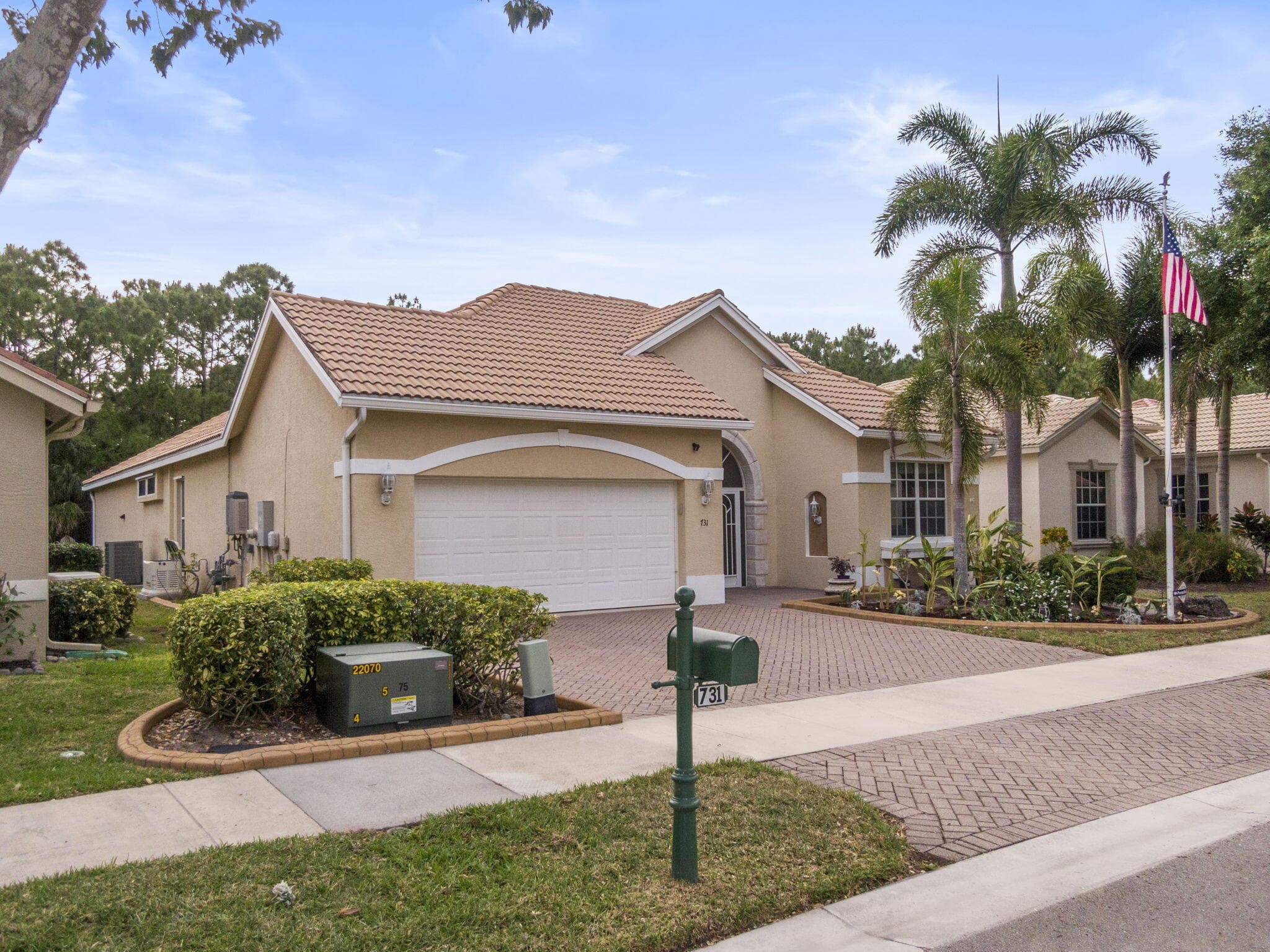 731 SW Great Exuma Cove, Port St. Lucie, FL 34986 — photo 4 of 35