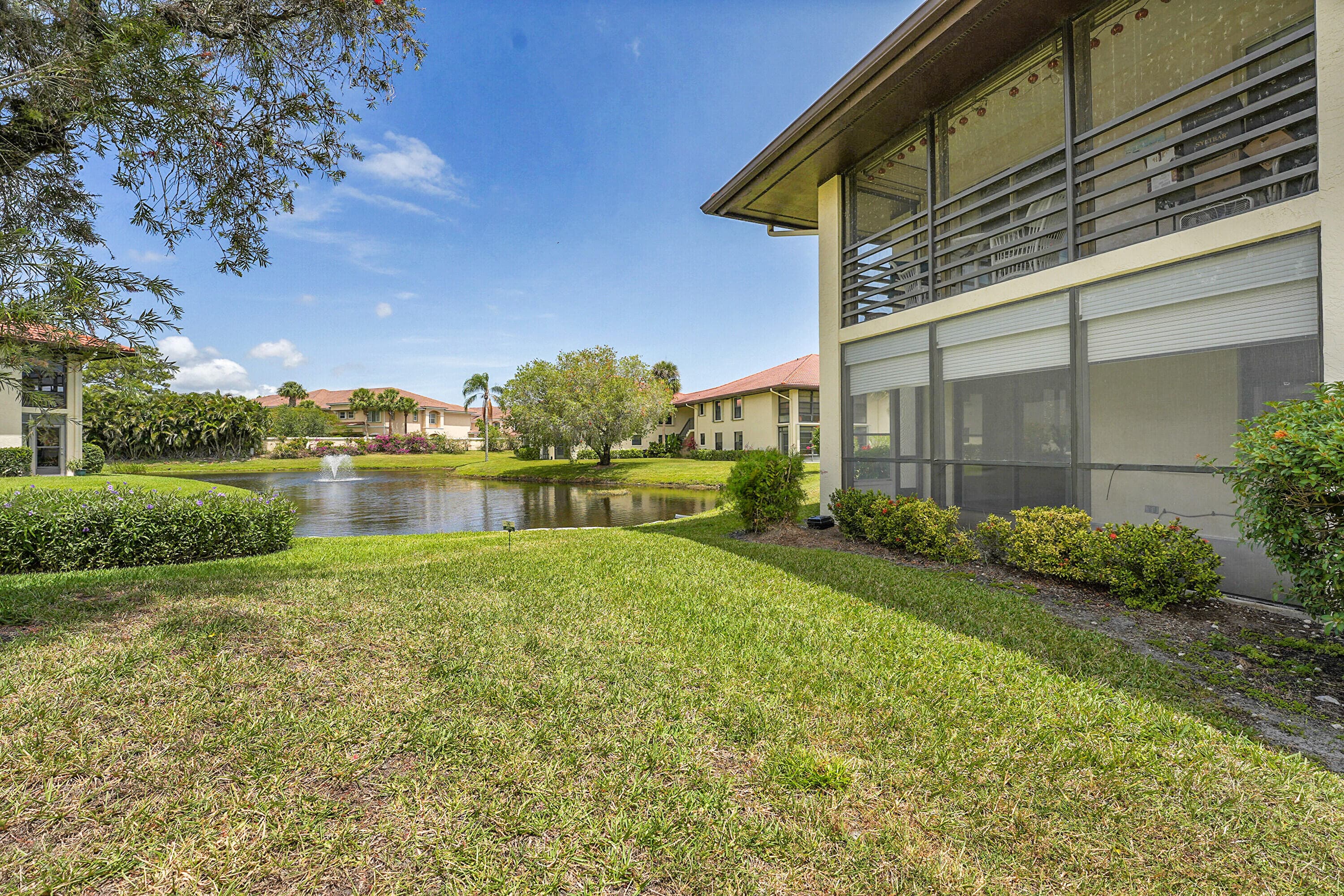 361 SW South River Drive 103, Stuart, FL 34997 — photo 31 of 62