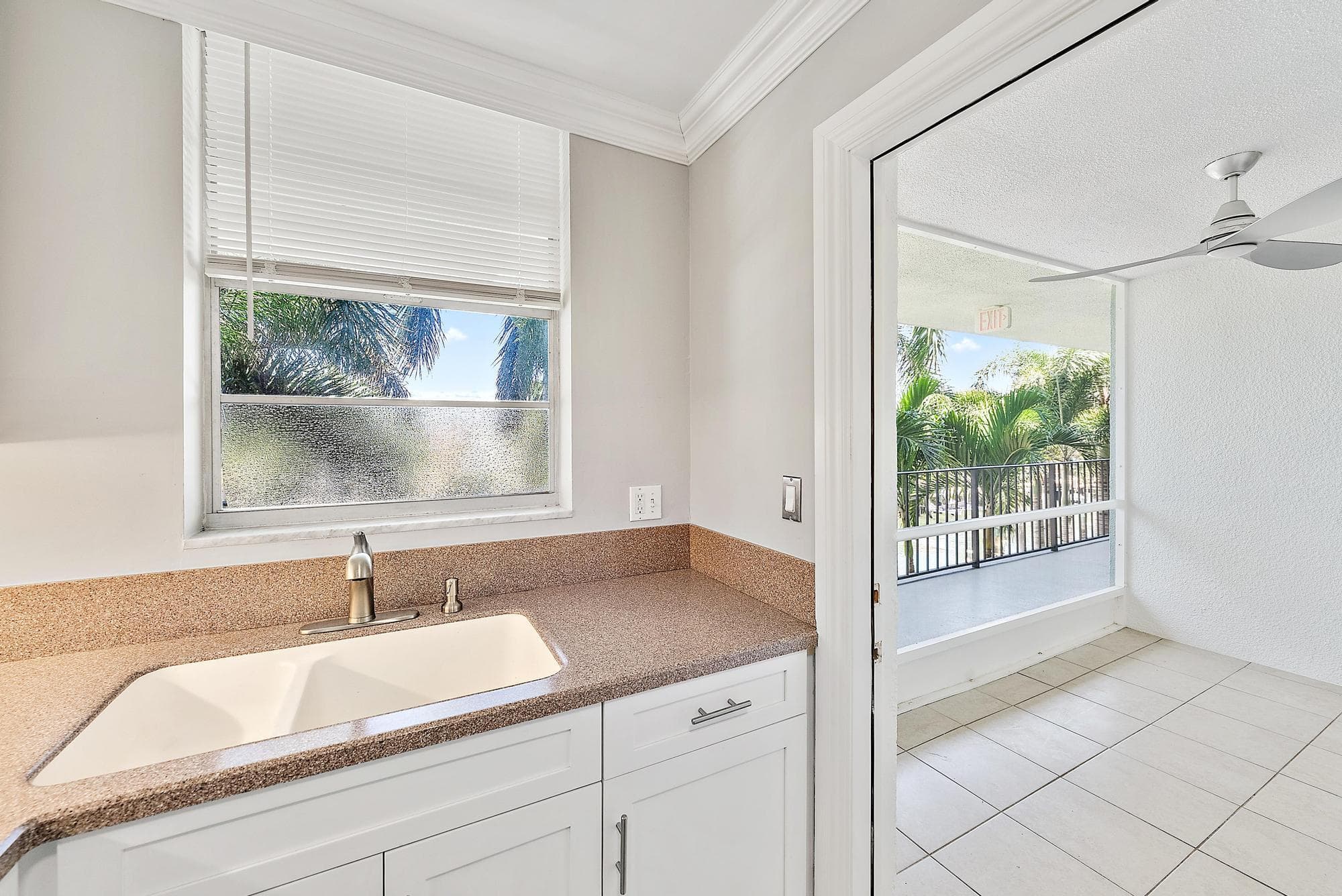 109 Paradise Harbour Boulevard 307, North Palm Beach, FL 33408 — photo 8 of 20