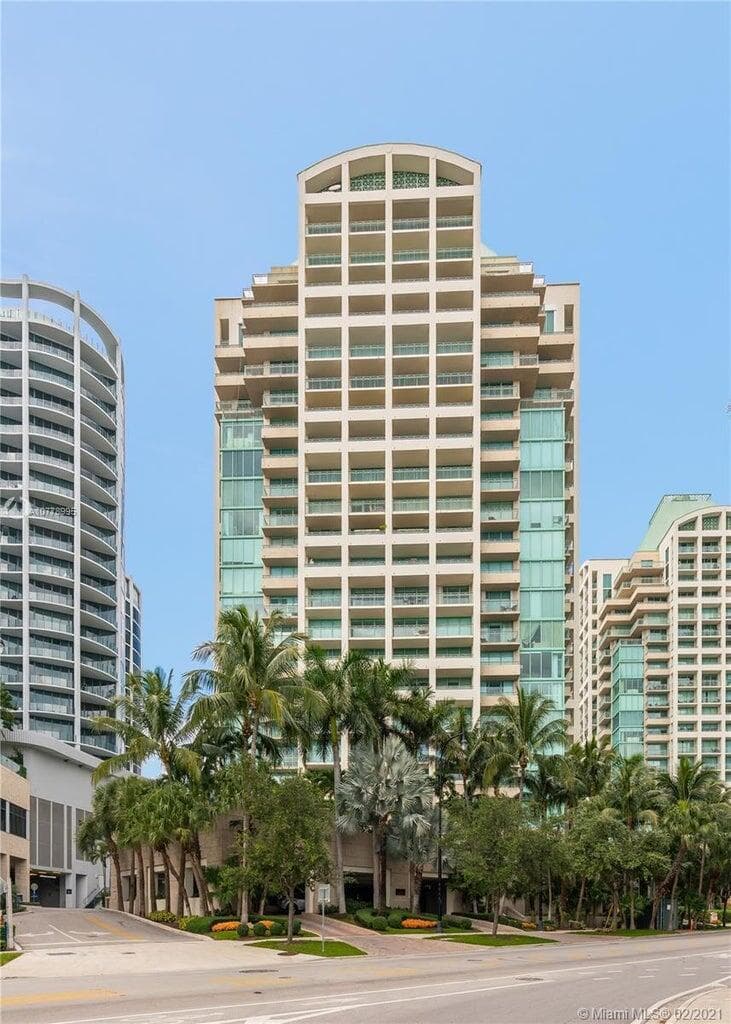 3400 SW 27th Avenue 303, Miami, FL 33133 — photo 1 of 12