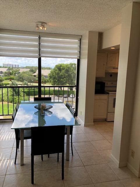 6895 Willow Wood Drive 1055, Boca Raton, FL 33434 — photo 7 of 18