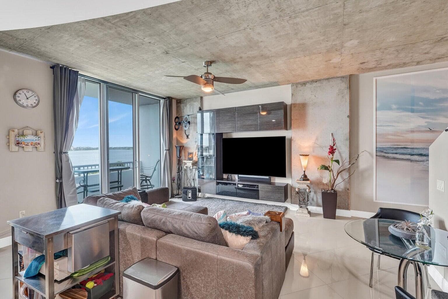 300 S Australian Avenue 409, West Palm Beach, FL 33401 — photo 4 of 21
