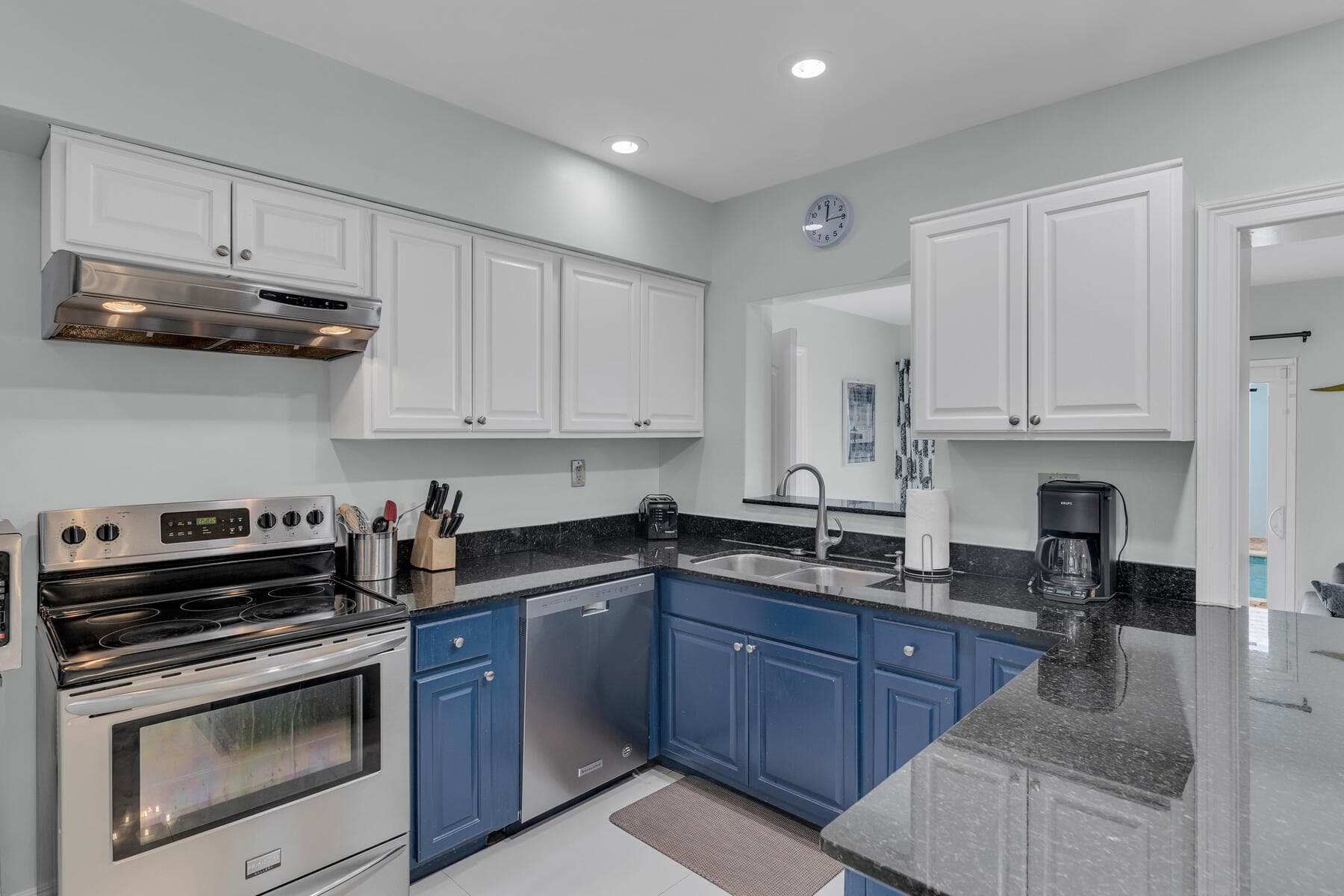 348 SE 18th Avenue, Deerfield Beach, FL 33441 — photo 27 of 71