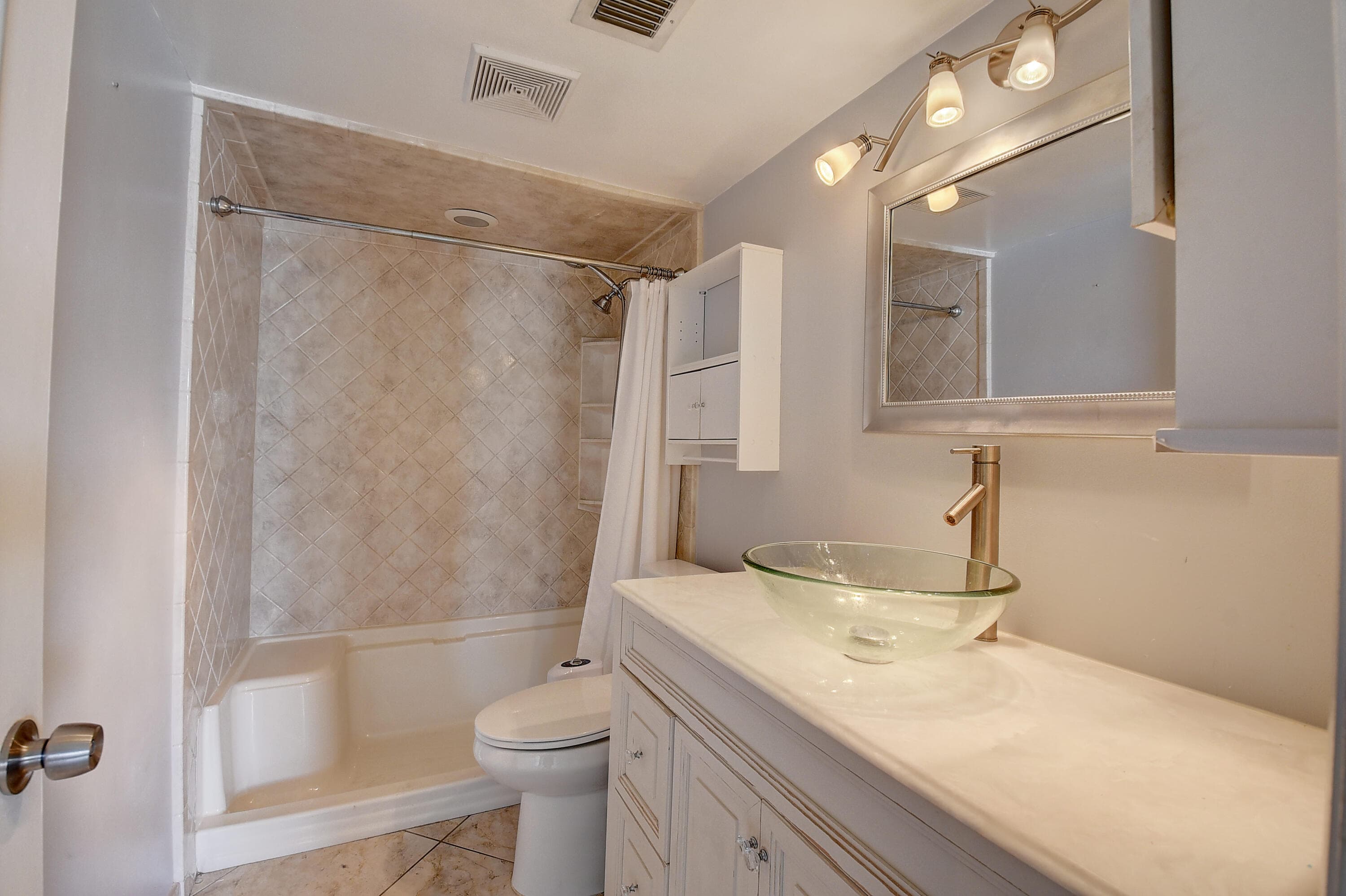 890 N Federal Highway 206, Lantana, FL 33462 — photo 19 of 37
