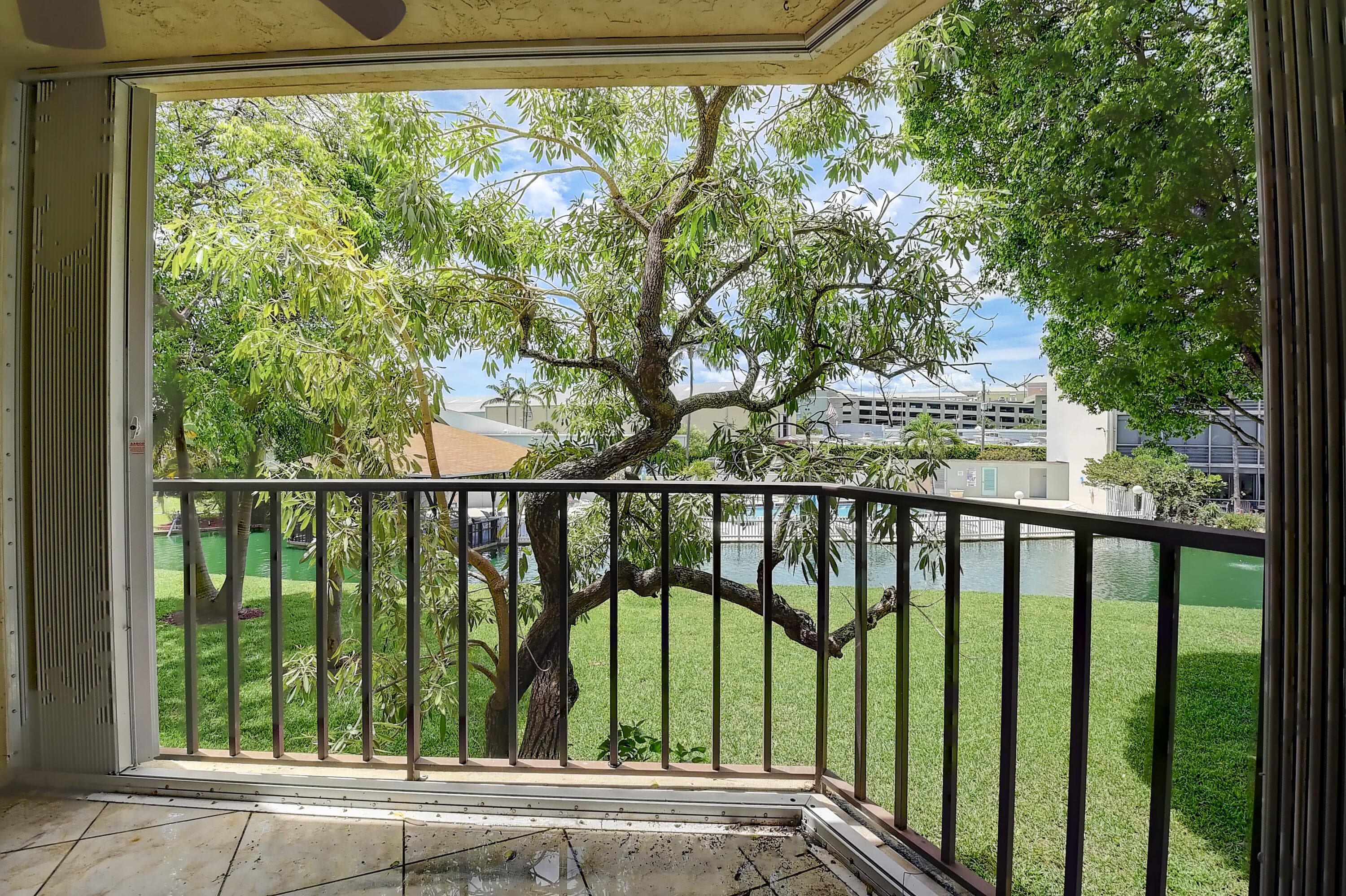 890 N Federal Highway 206, Lantana, FL 33462 — photo 22 of 37