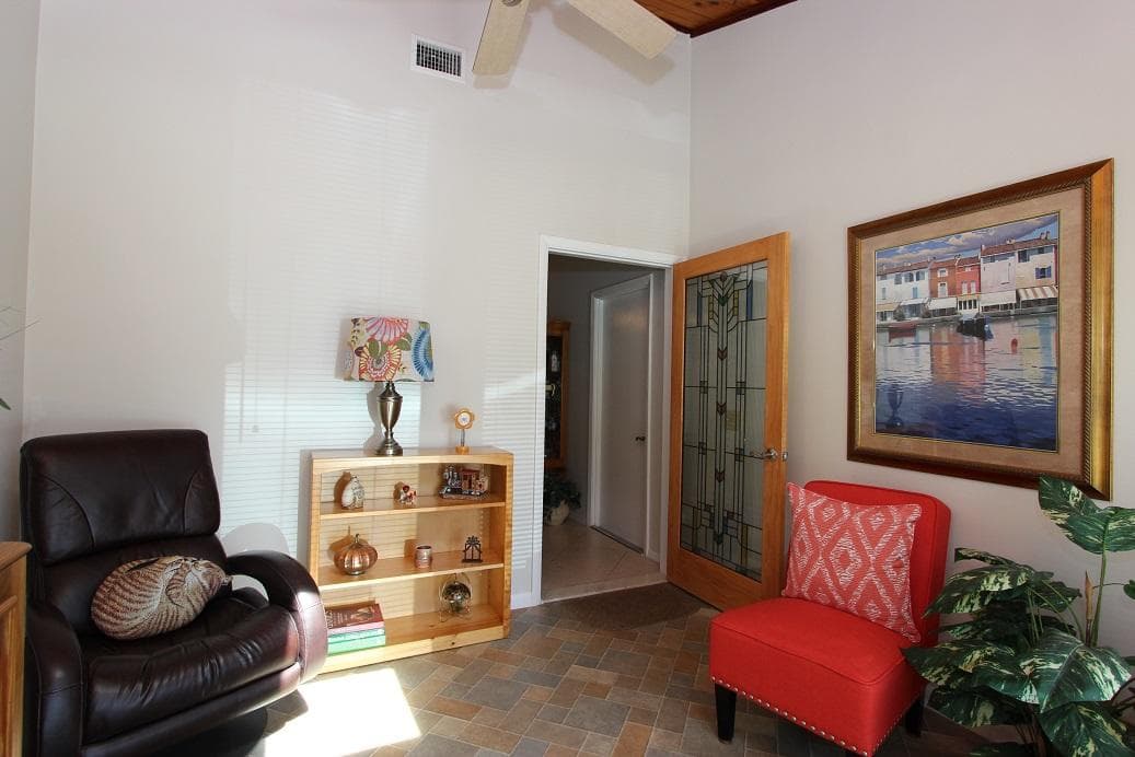 61 Mayfair Lane, Boynton Beach, FL 33426 — photo 4 of 15