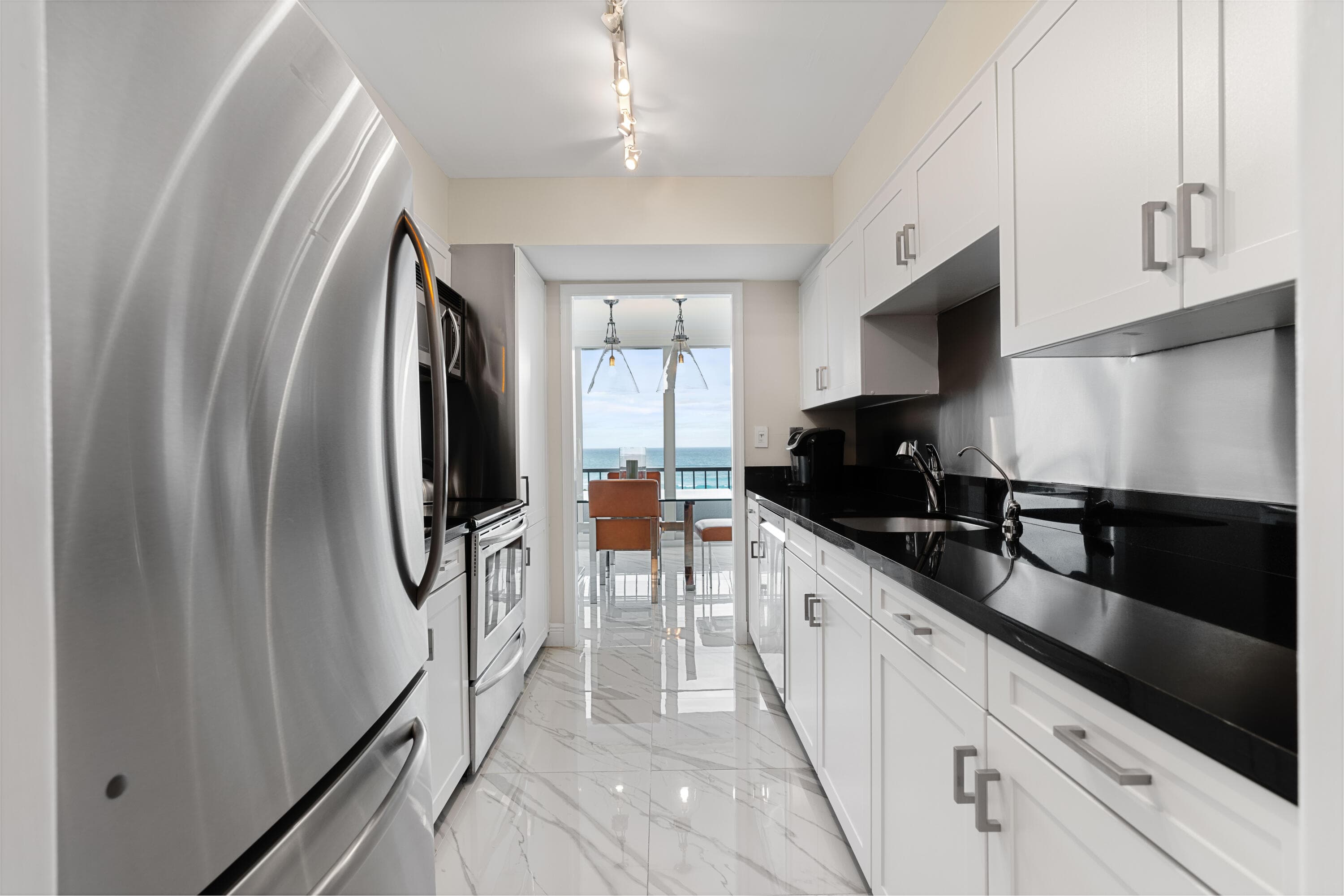 5550 N Ocean Drive 5c, Singer Island, FL 33404 — photo 10 of 56