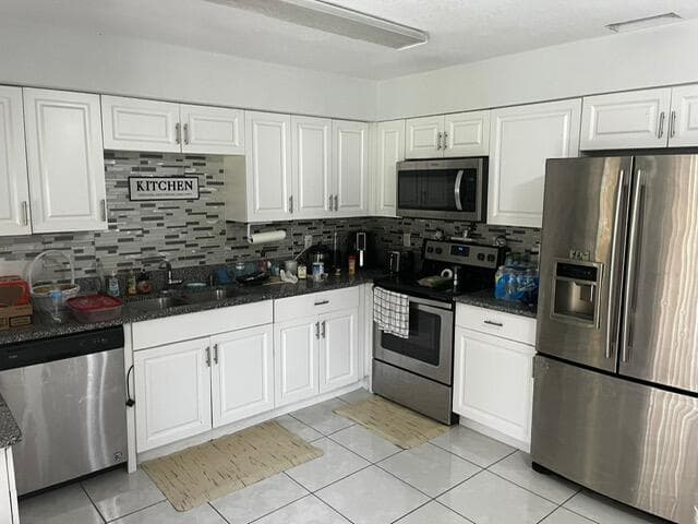8602 Lakeland Boulevard, Fort Pierce, FL 34951 — photo 3 of 4