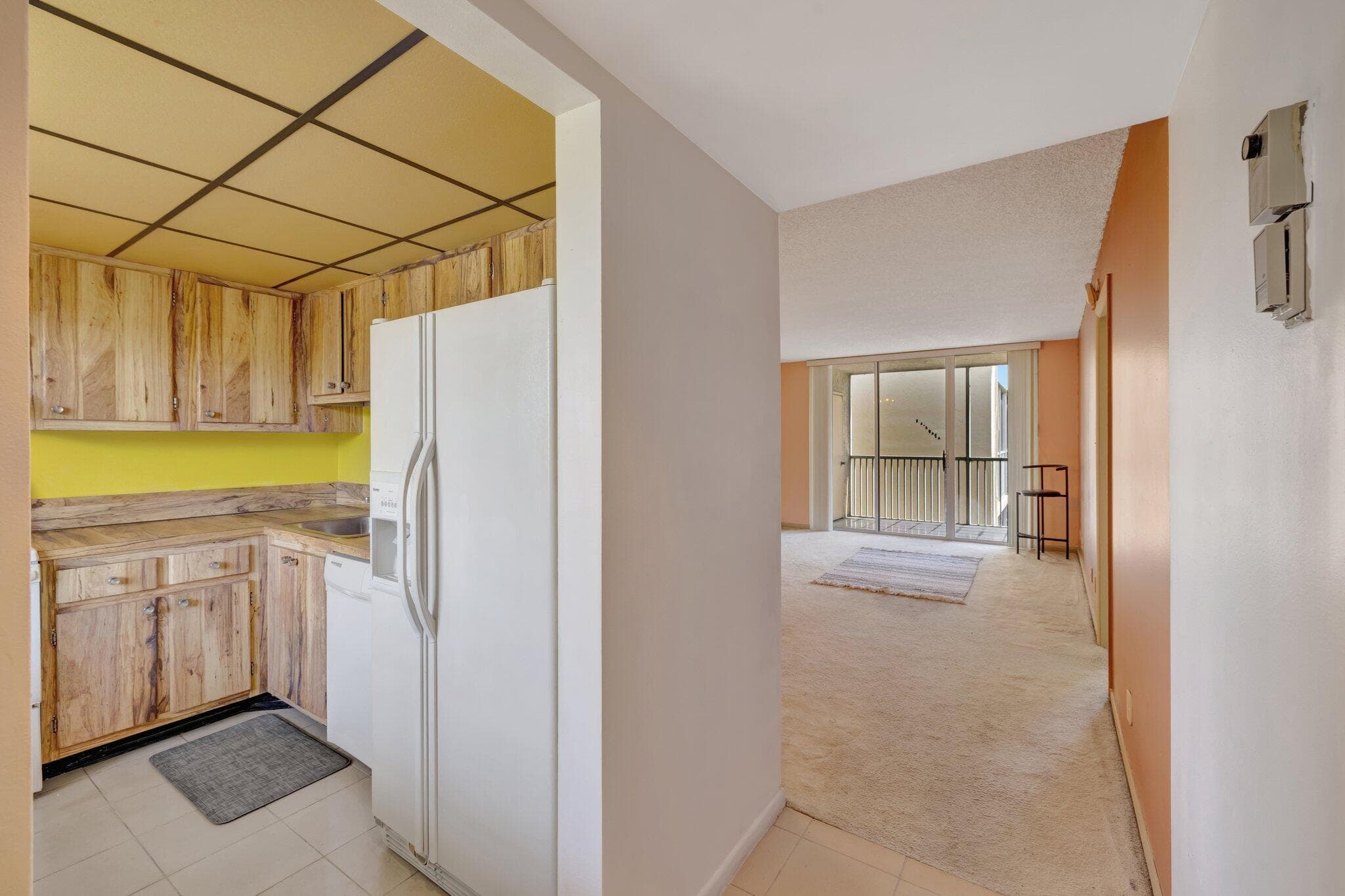 3301 NW 47th Terrace 410, Lauderdale Lakes, FL 33319 — photo 4 of 58