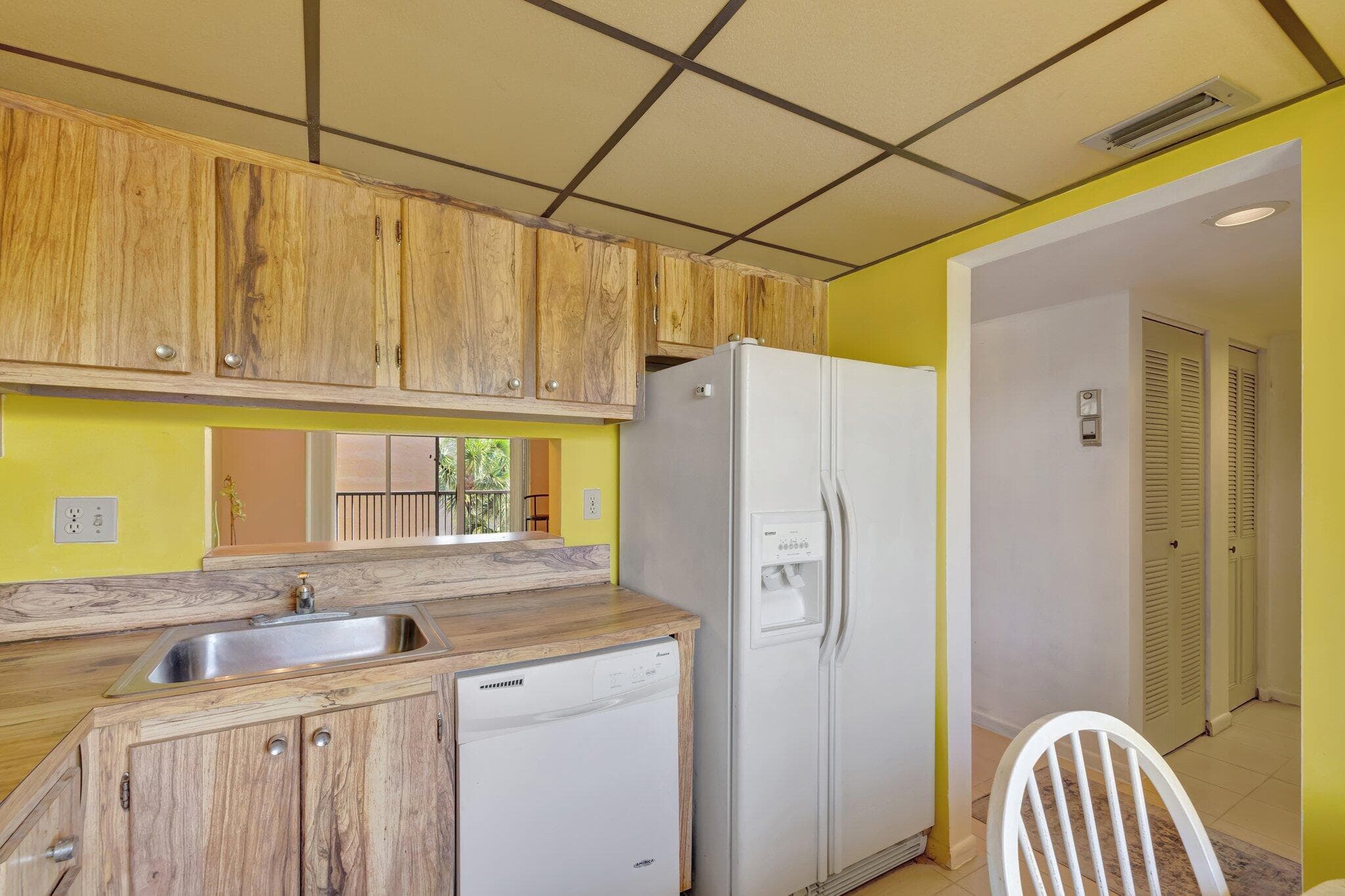 3301 NW 47th Terrace 410, Lauderdale Lakes, FL 33319 — photo 17 of 58