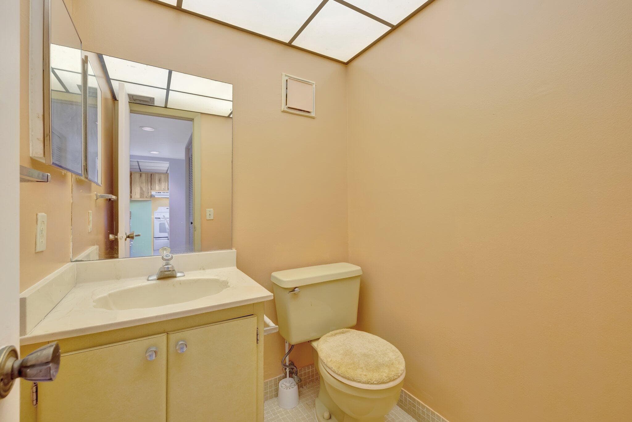 3301 NW 47th Terrace 410, Lauderdale Lakes, FL 33319 — photo 20 of 58