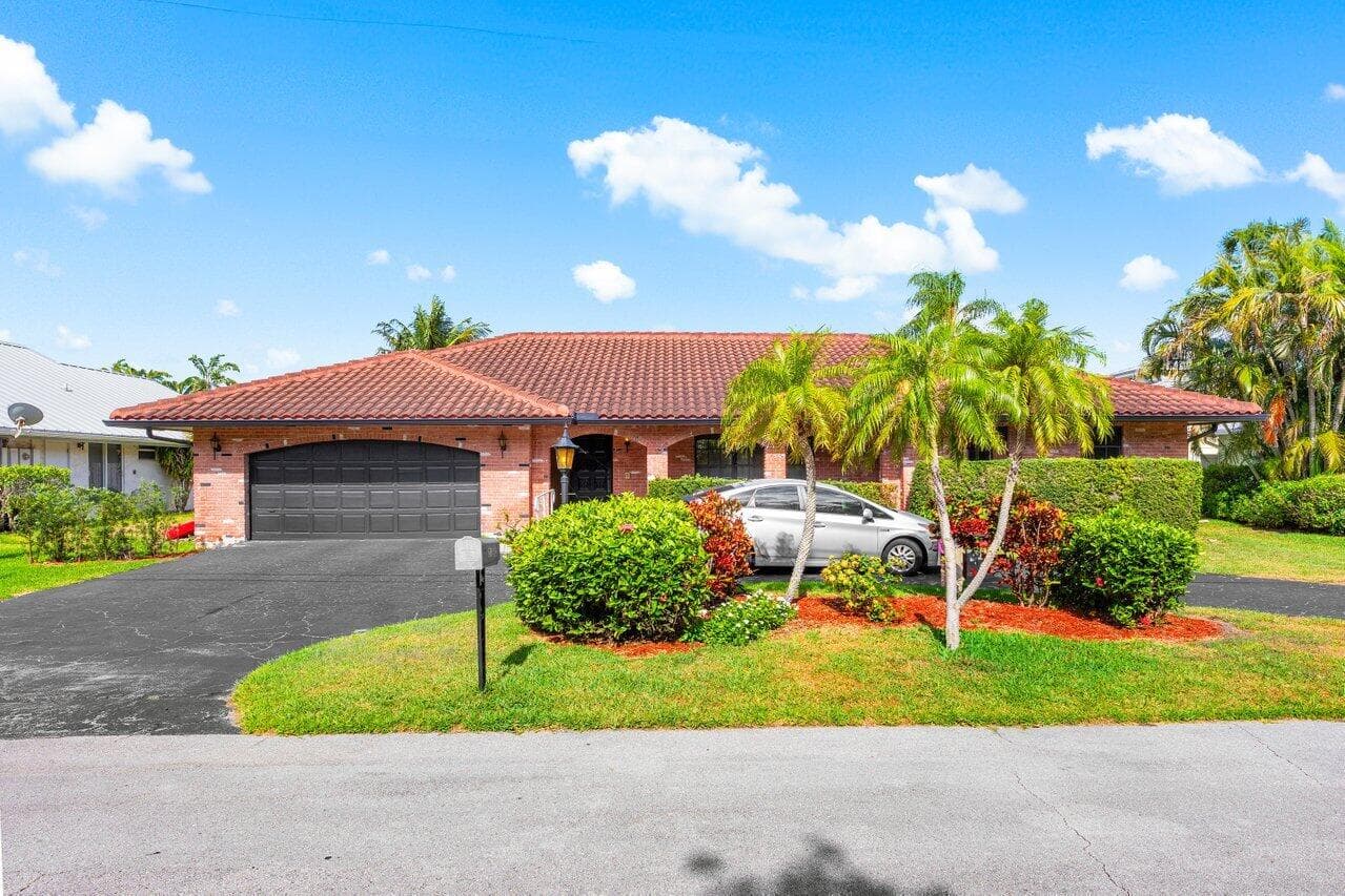 3163 NE 8th Avenue, Boca Raton, FL 33431 — photo 6 of 35
