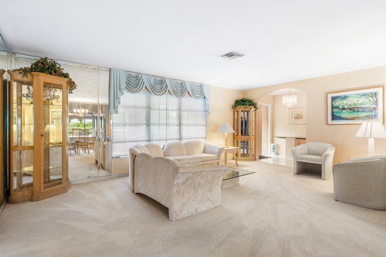 3163 NE 8th Avenue, Boca Raton, FL 33431 — photo 10 of 35