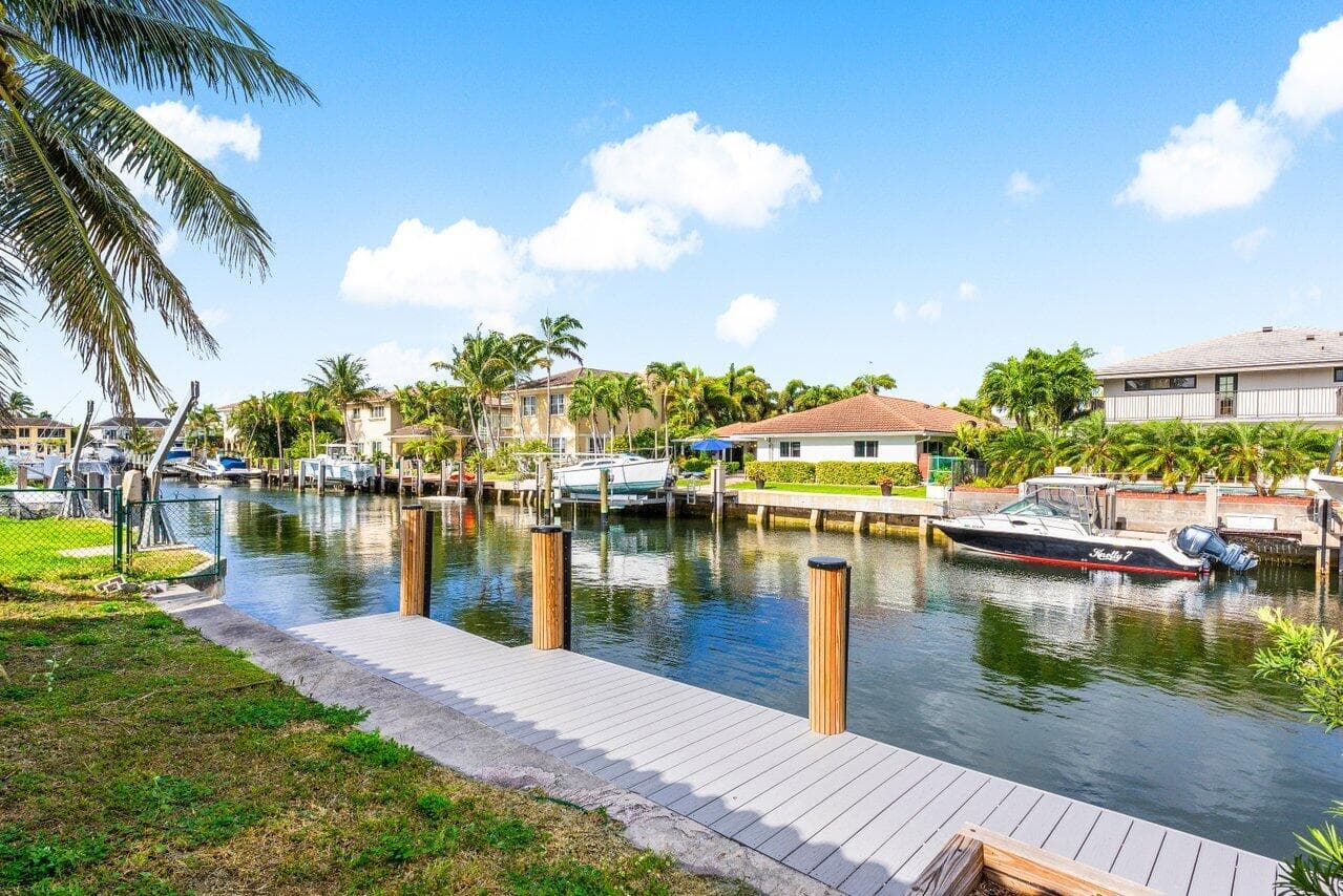 3163 NE 8th Avenue, Boca Raton, FL 33431 — photo 3 of 35